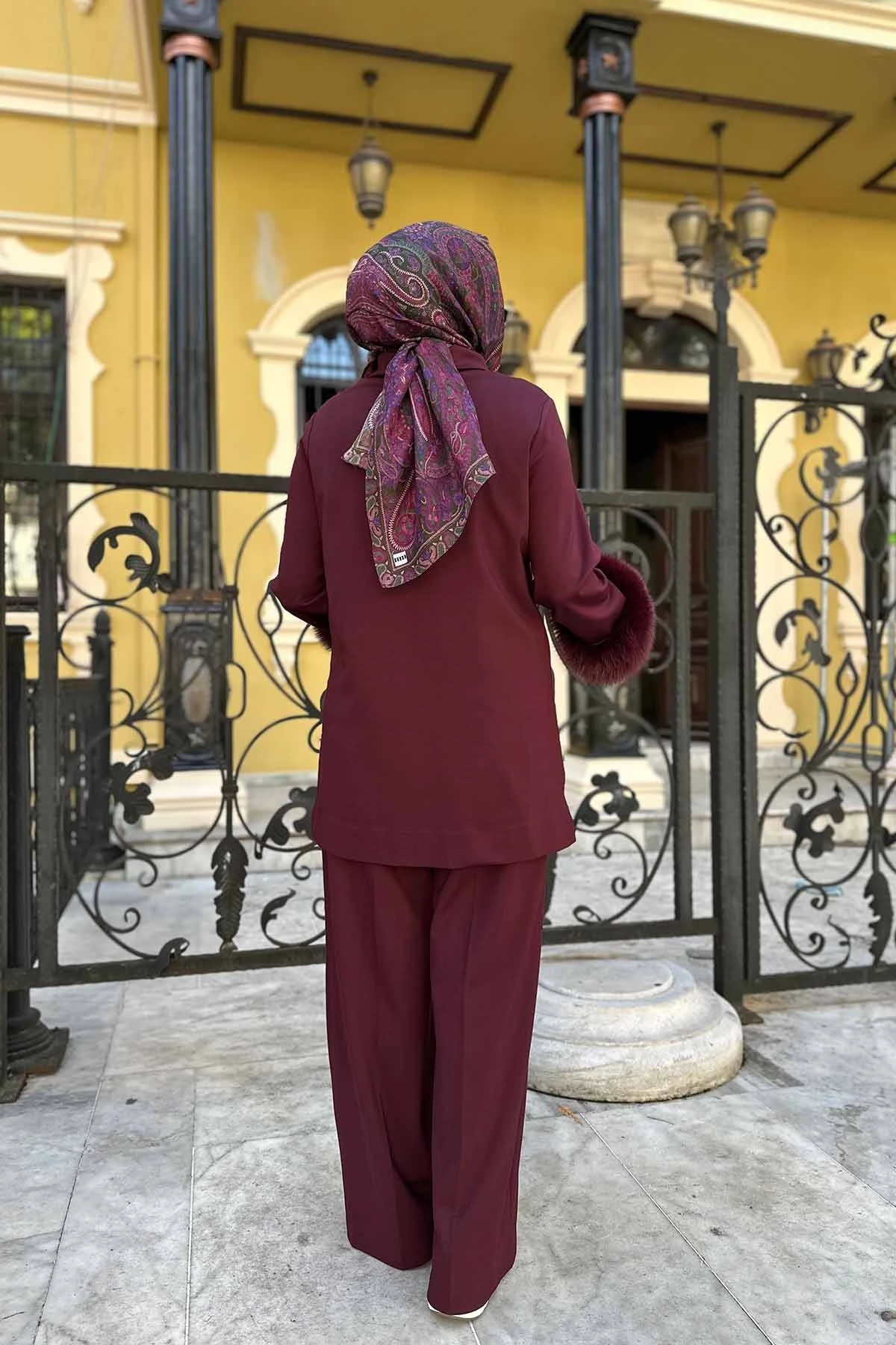 KOLU KÜRKLÜ SELVA TAKIM