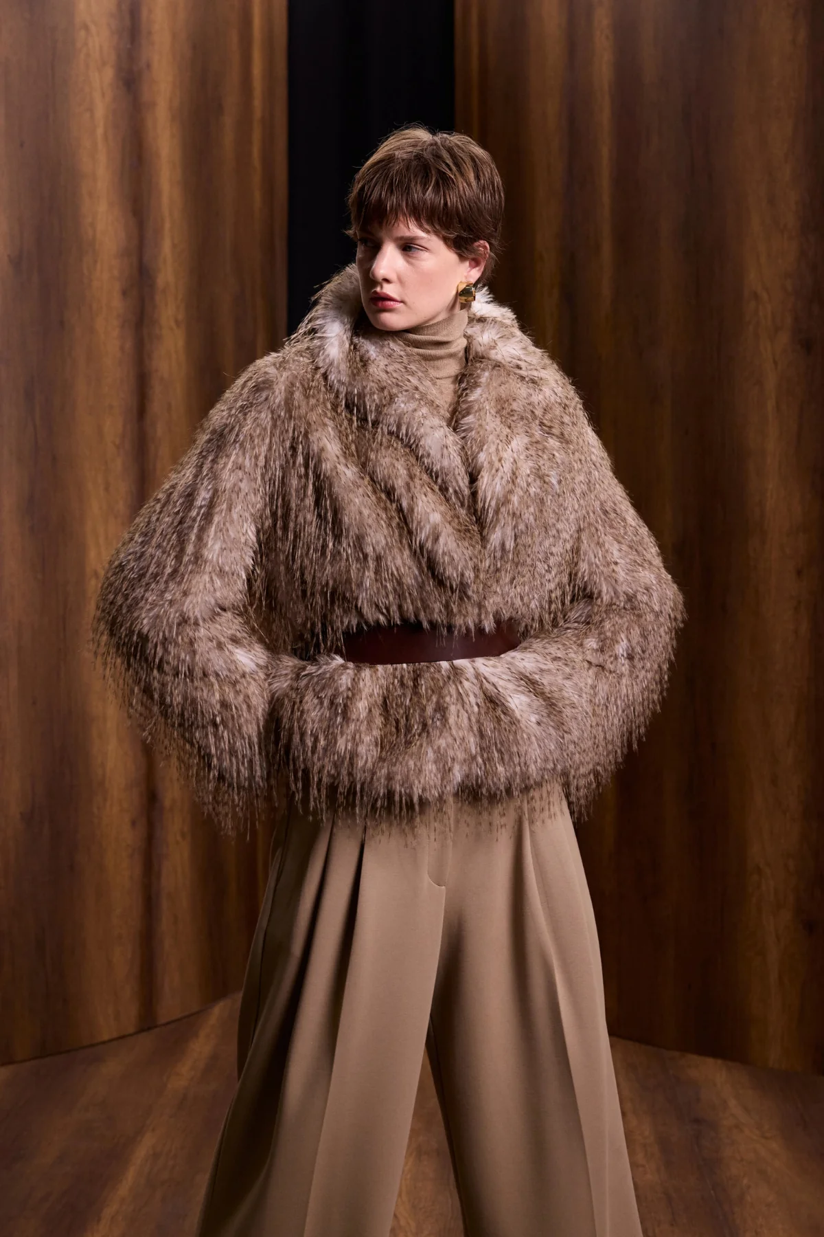 SUNİ KÜRK KISA KABAN