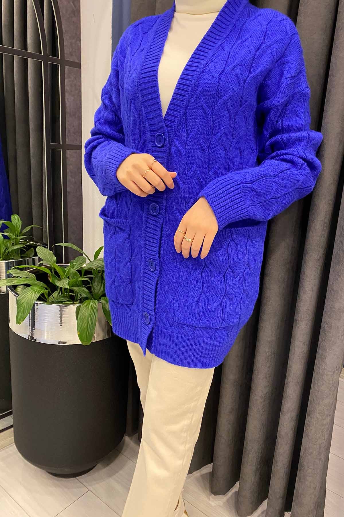 Saks