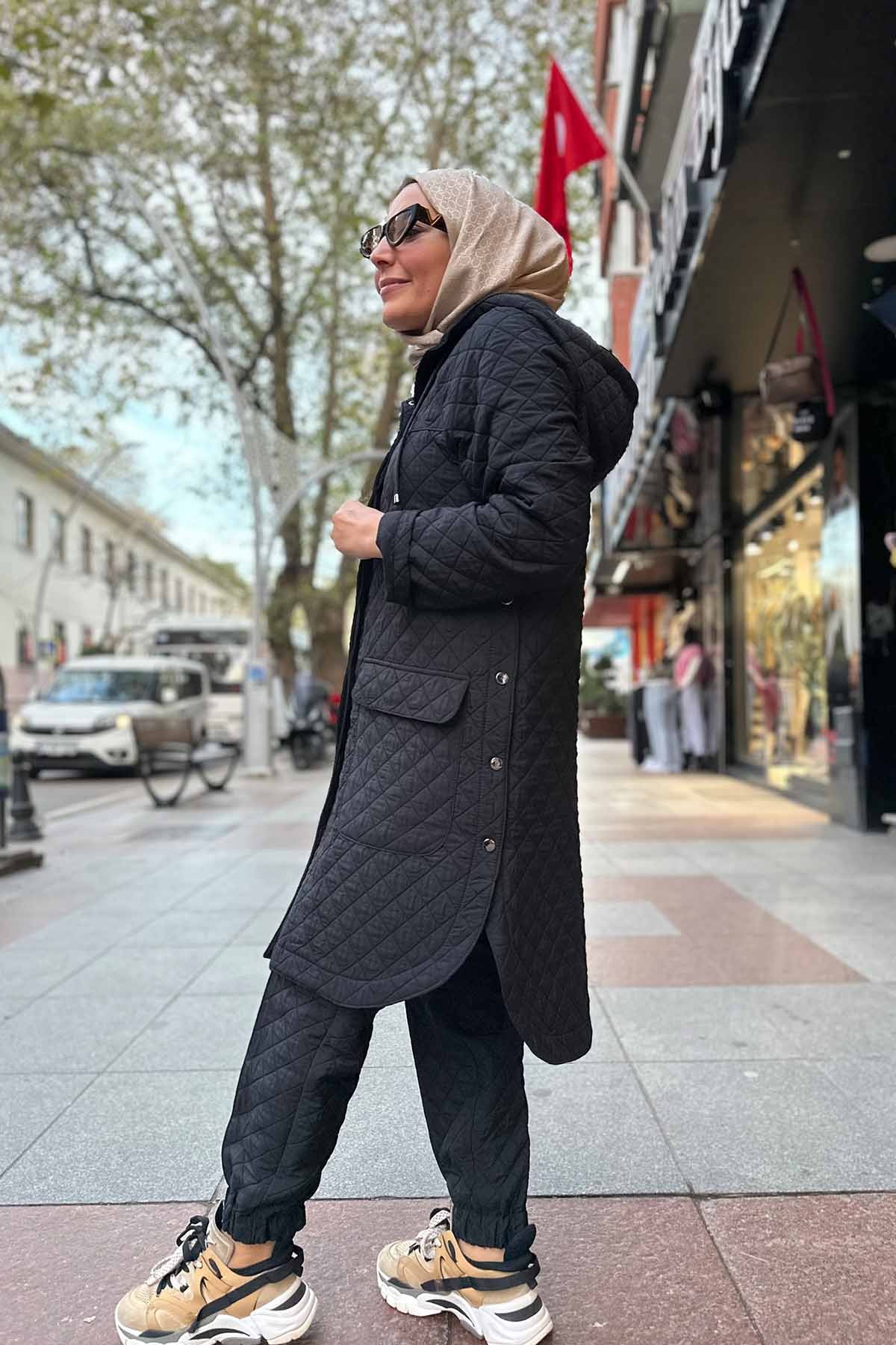 Siyah