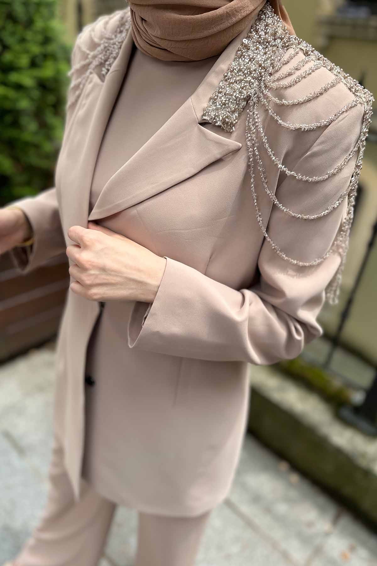 Bej