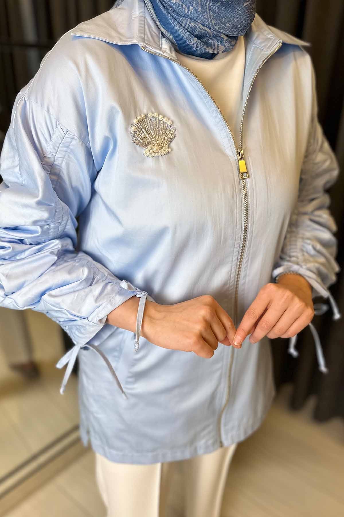Mavi