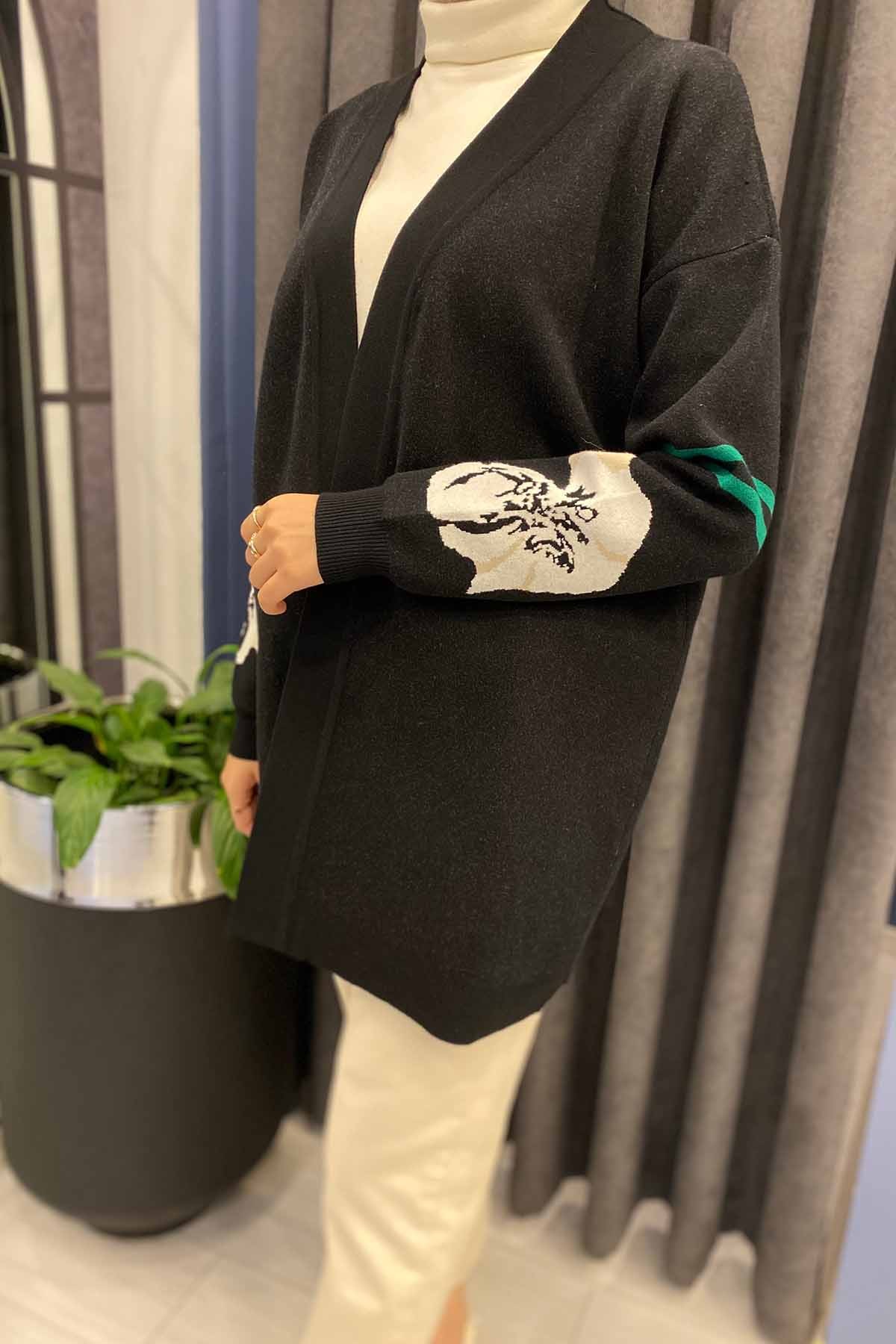 DESENLİ ANGORA HIRKA