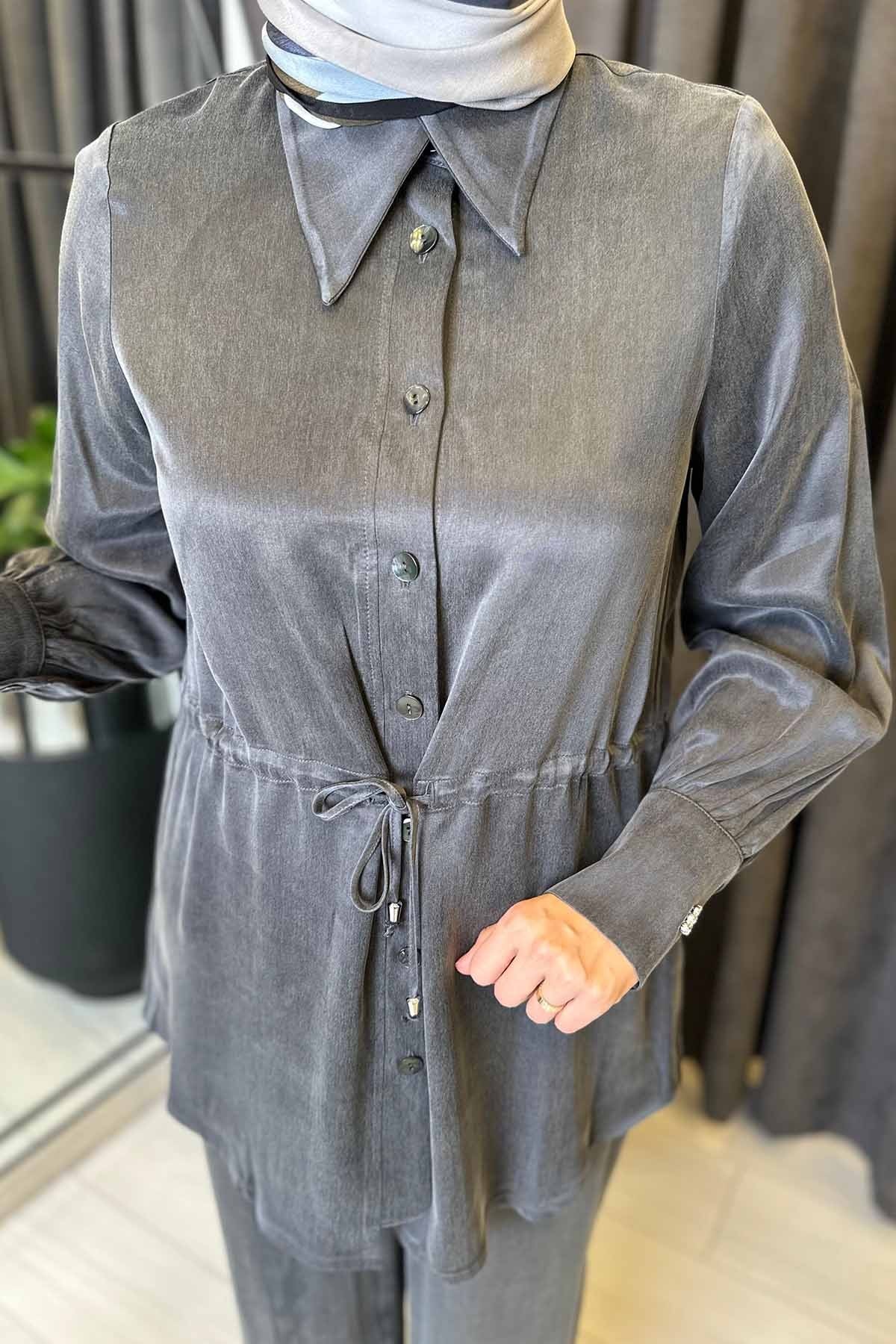 DARK GREY