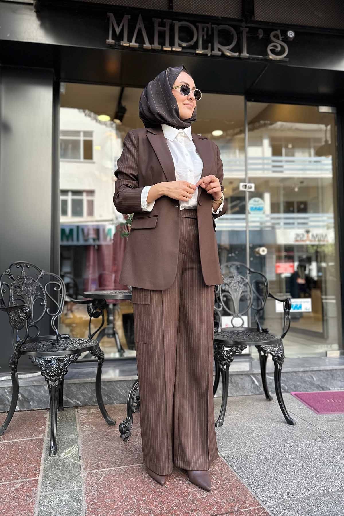ÇİZGİLİ KUMAŞ CEP DETAYLI PANTOLON
