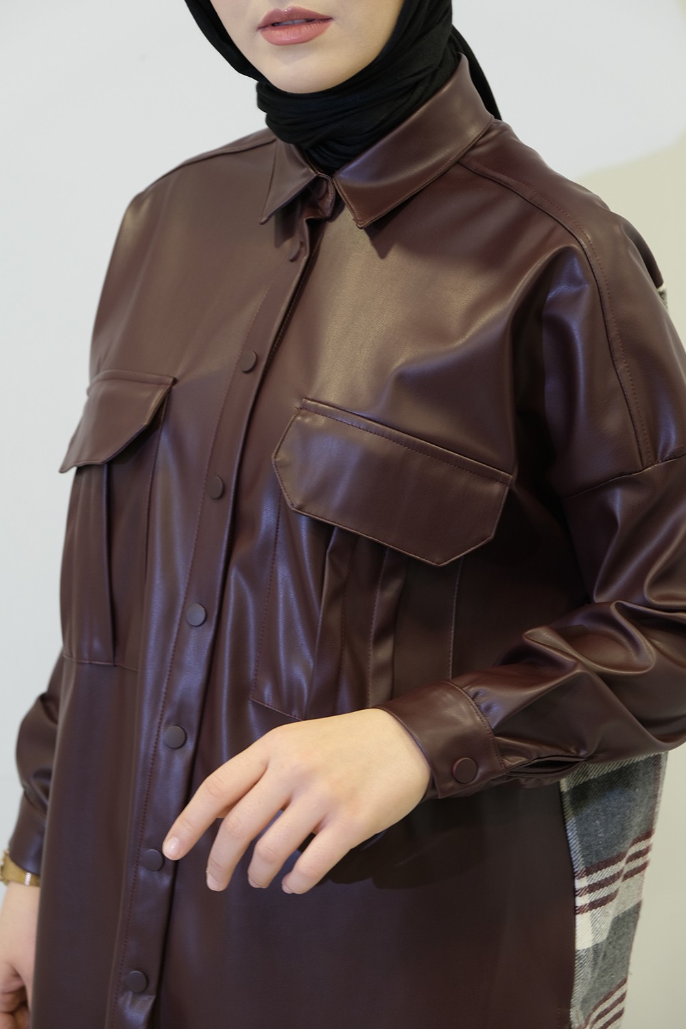 DERİ GÖMLEK