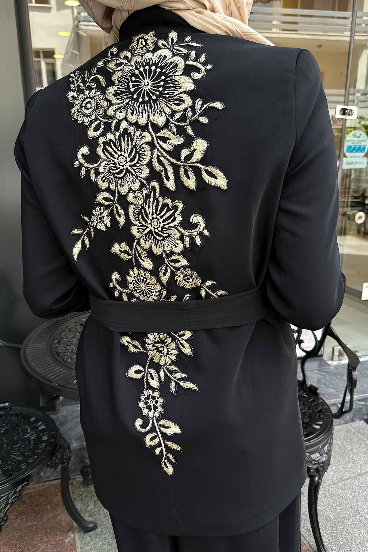 SIRTI ÇİÇEK APLİKLİ CEKET