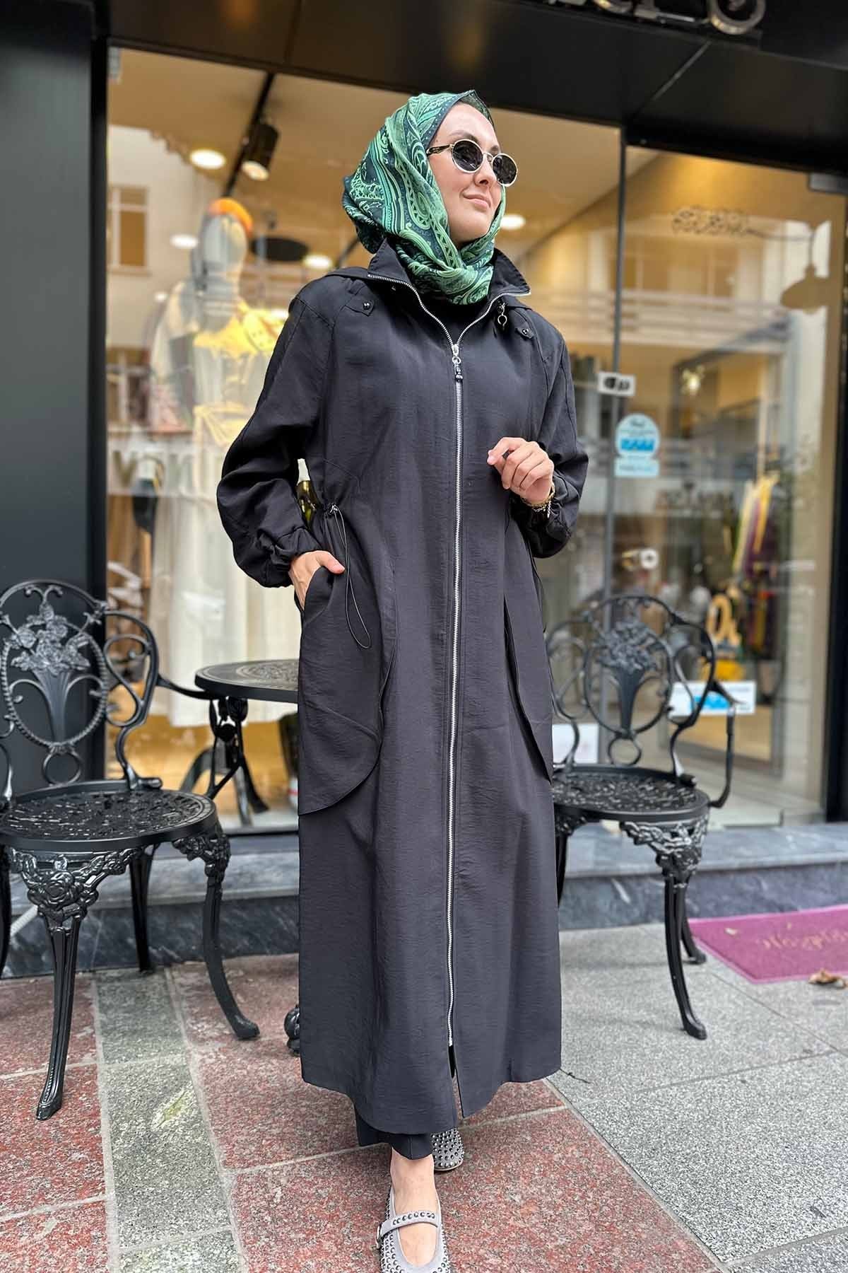 Siyah