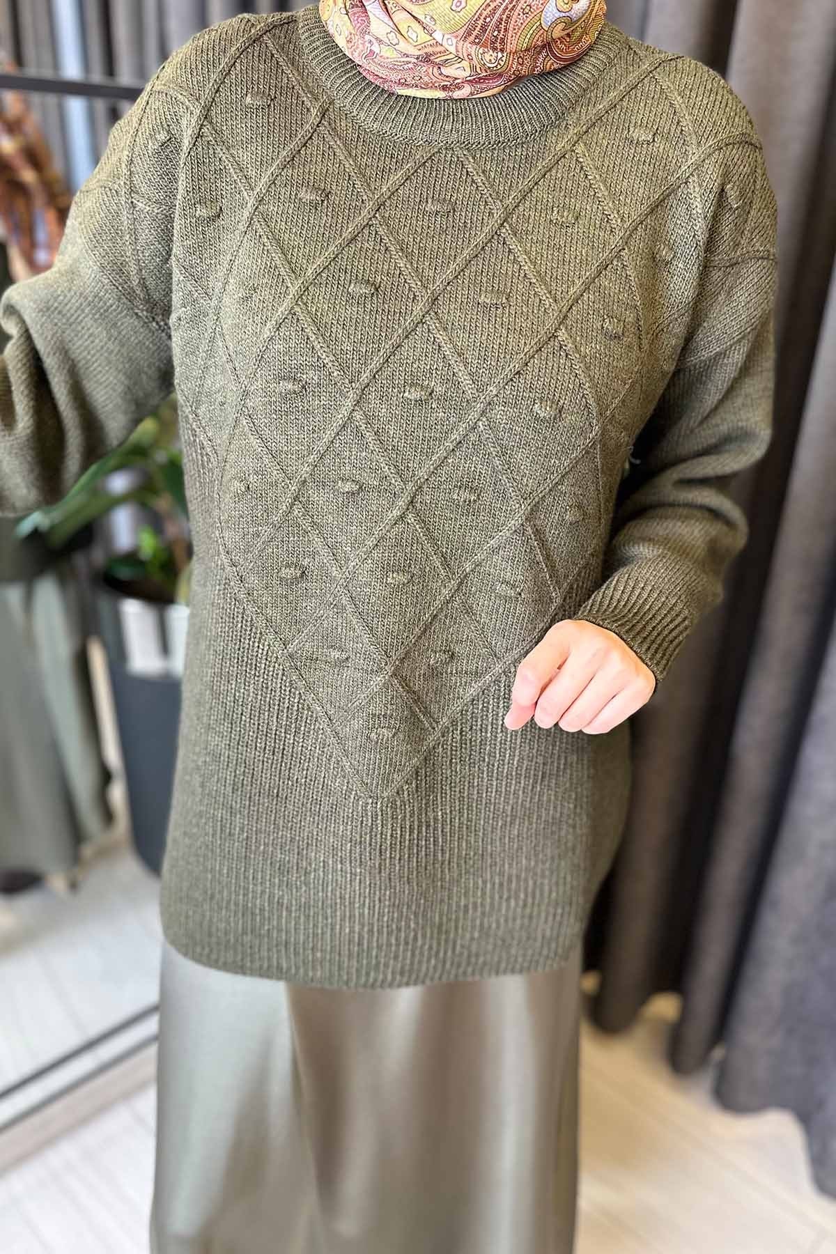 BAKLAVA DESEN TRİKO KAZAK