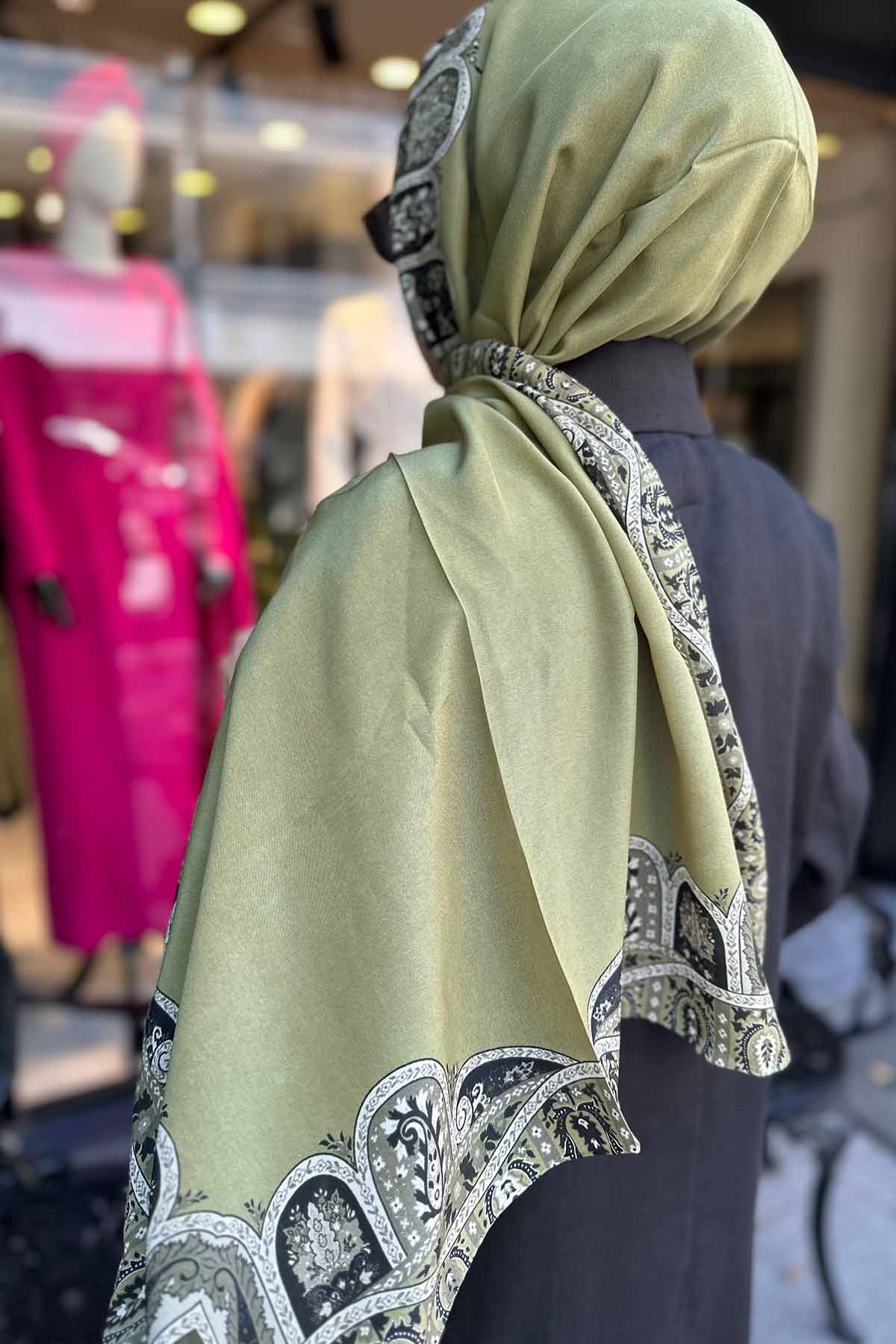 GREEN LACE ŞAL