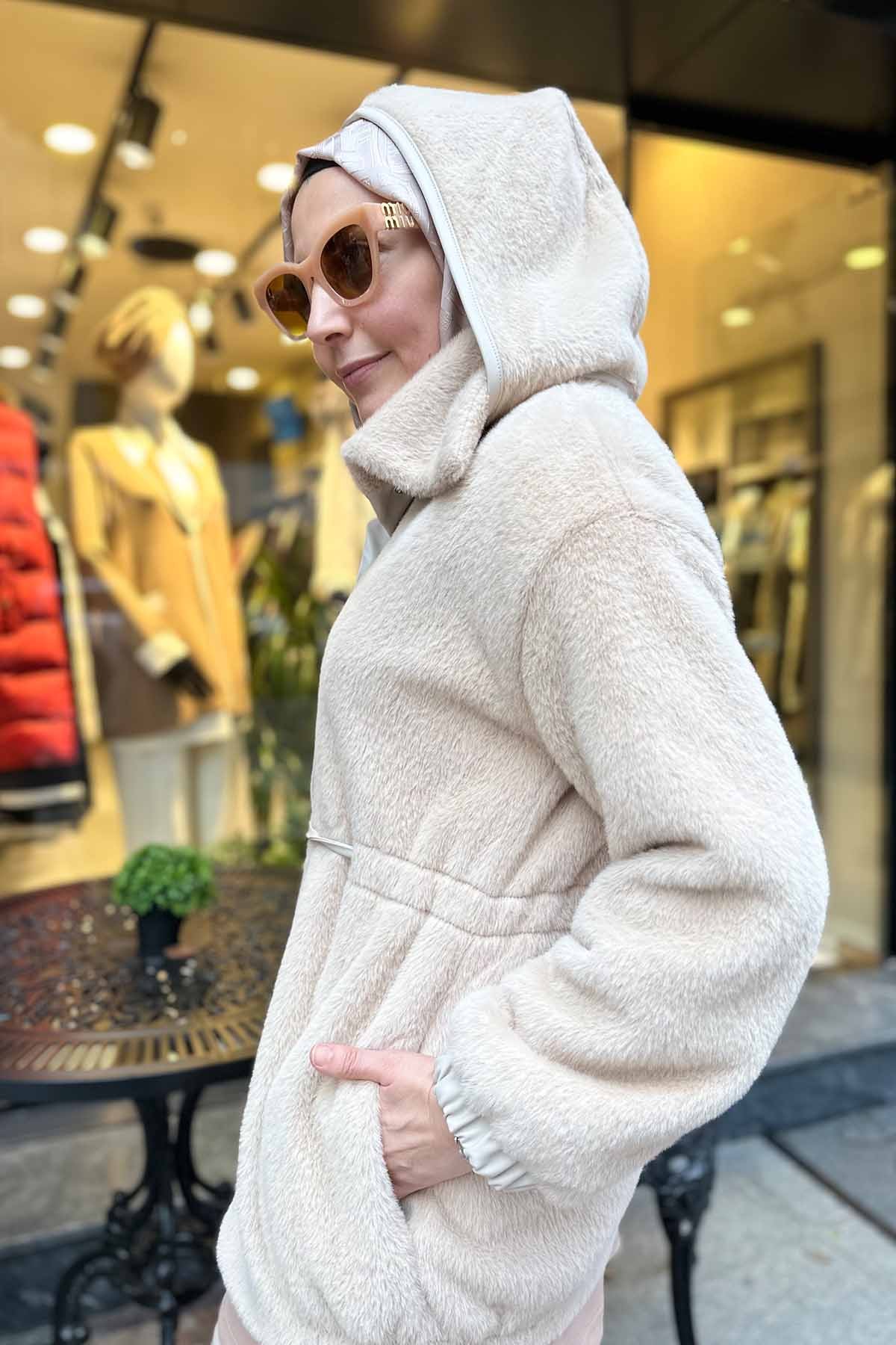 Bej