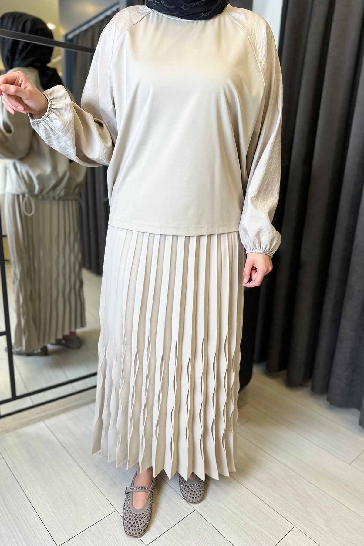 ÖNÜ BAMBU ARKASI DUBAİ KOLU LASTİKLİ KISA BLUZ