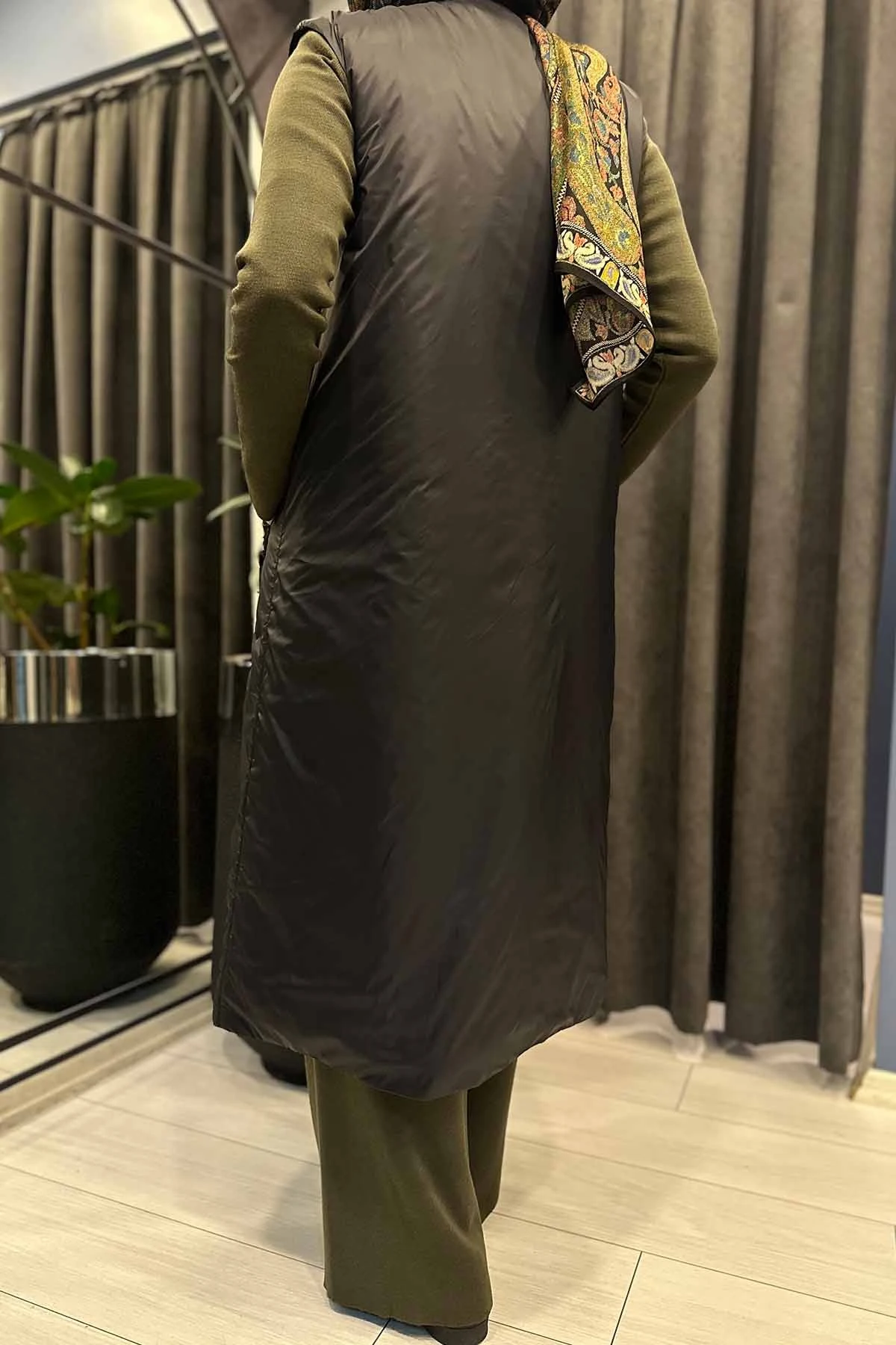 TRİKO ASTRLI YAĞMURLUK YELEK