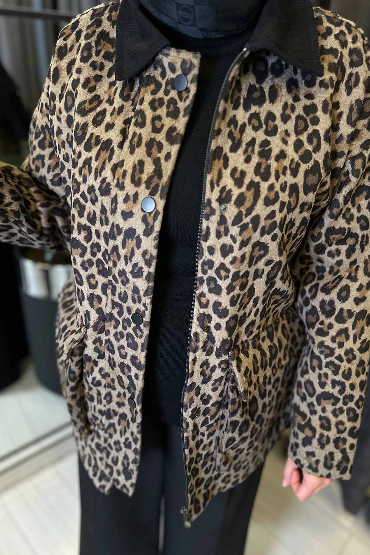 LEOPAR DESENLİ MONT