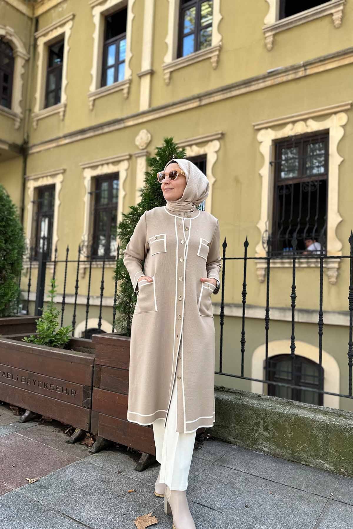 DÖRT CEPLİ TRİKO HIRKA