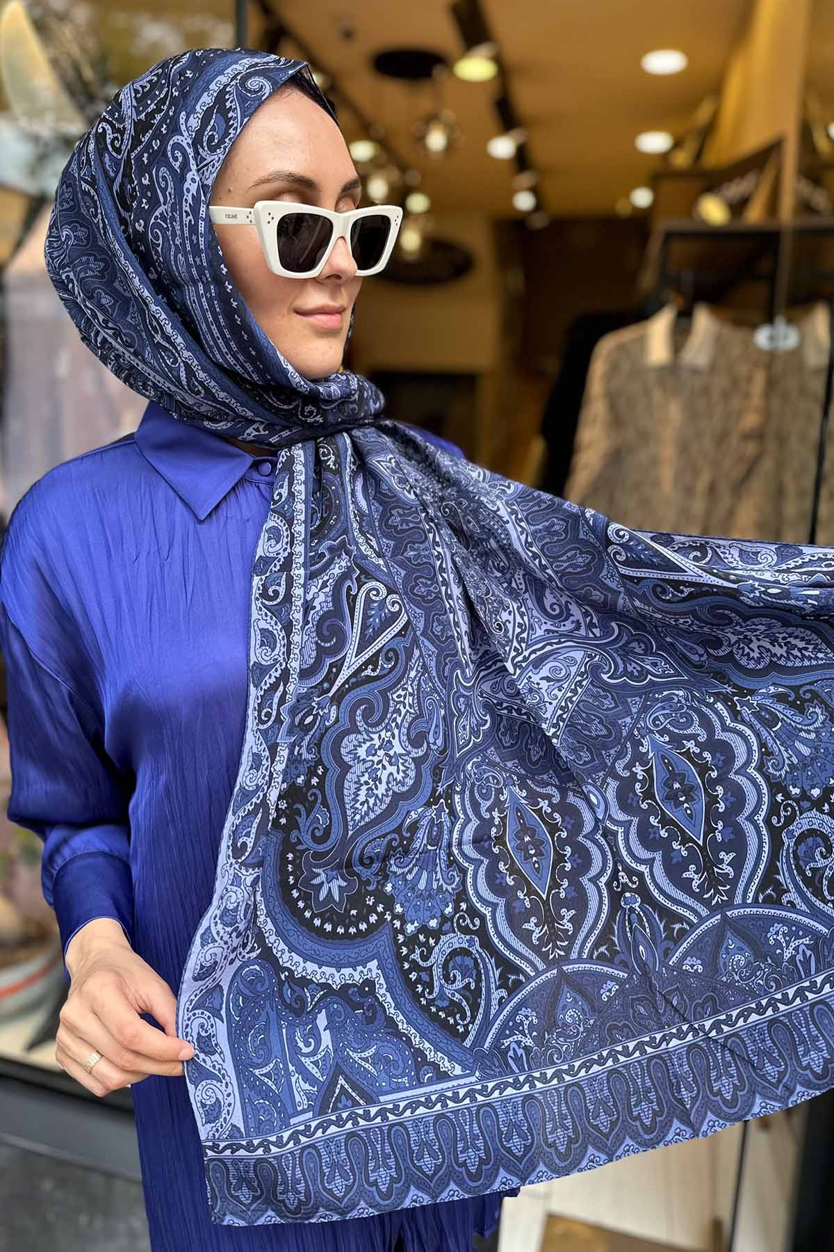 BLUE ŞÖLEN ŞAL