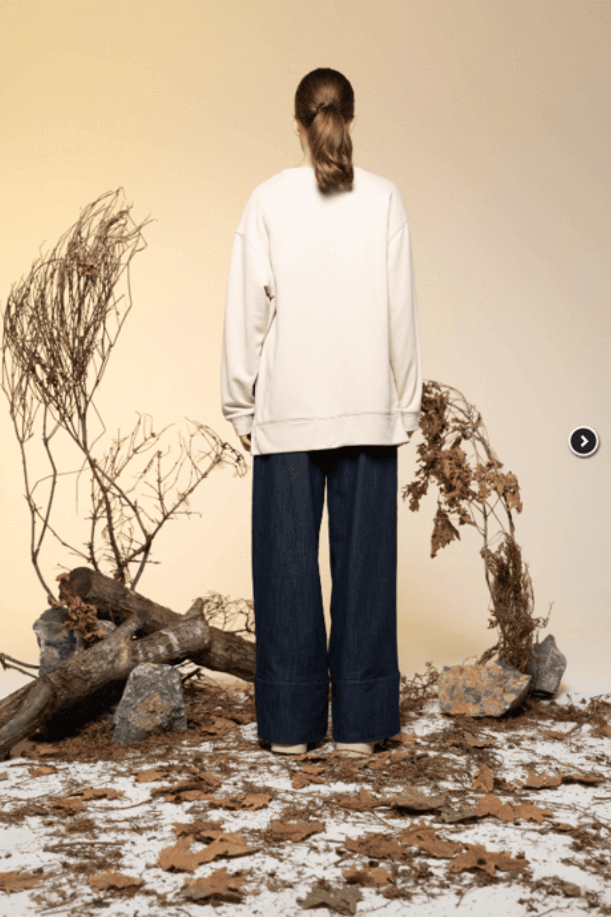 YANLARI FERMUARLI EVİTE SWEAT