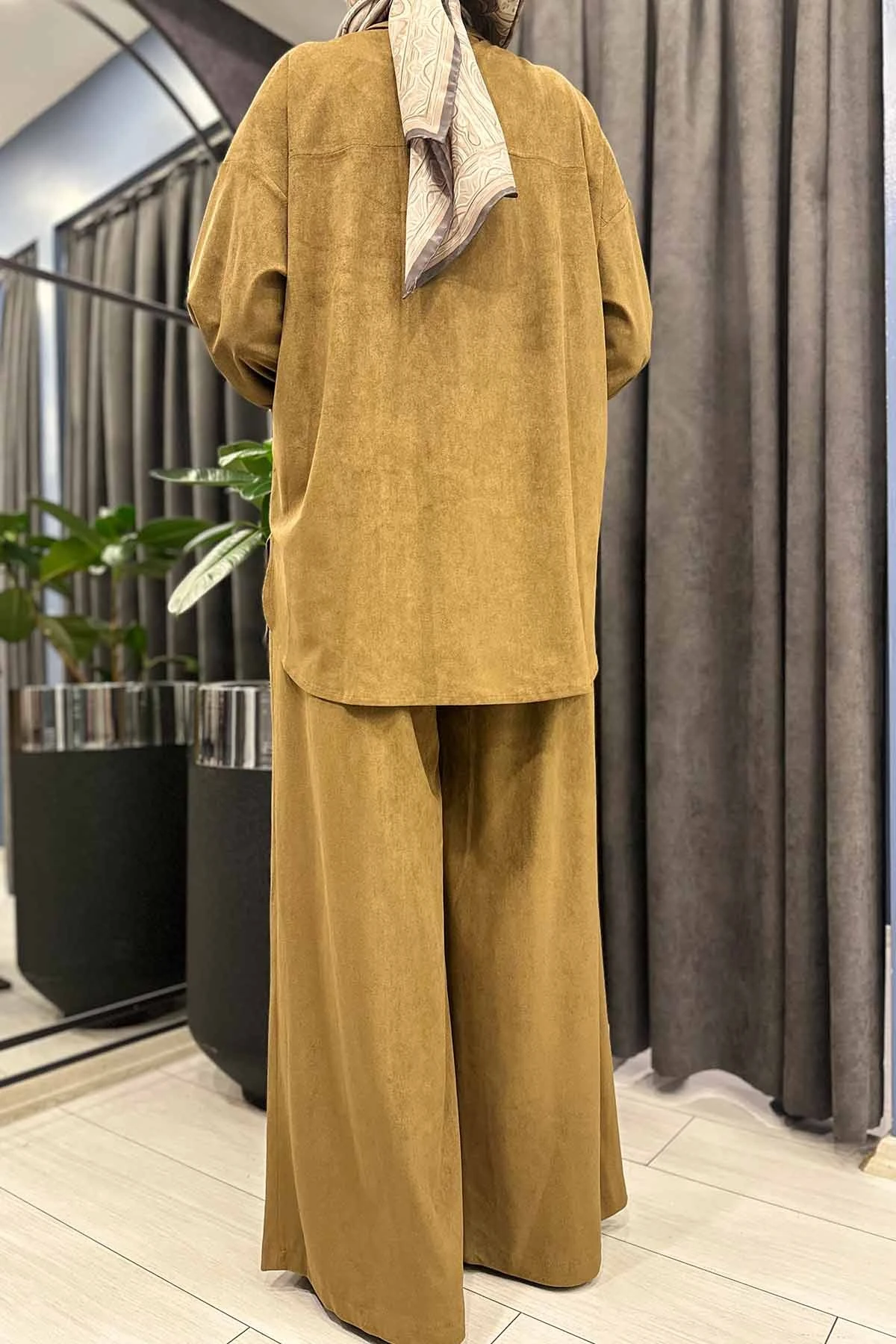 LASE NAKIŞLI PANTOLONLU TAKIM