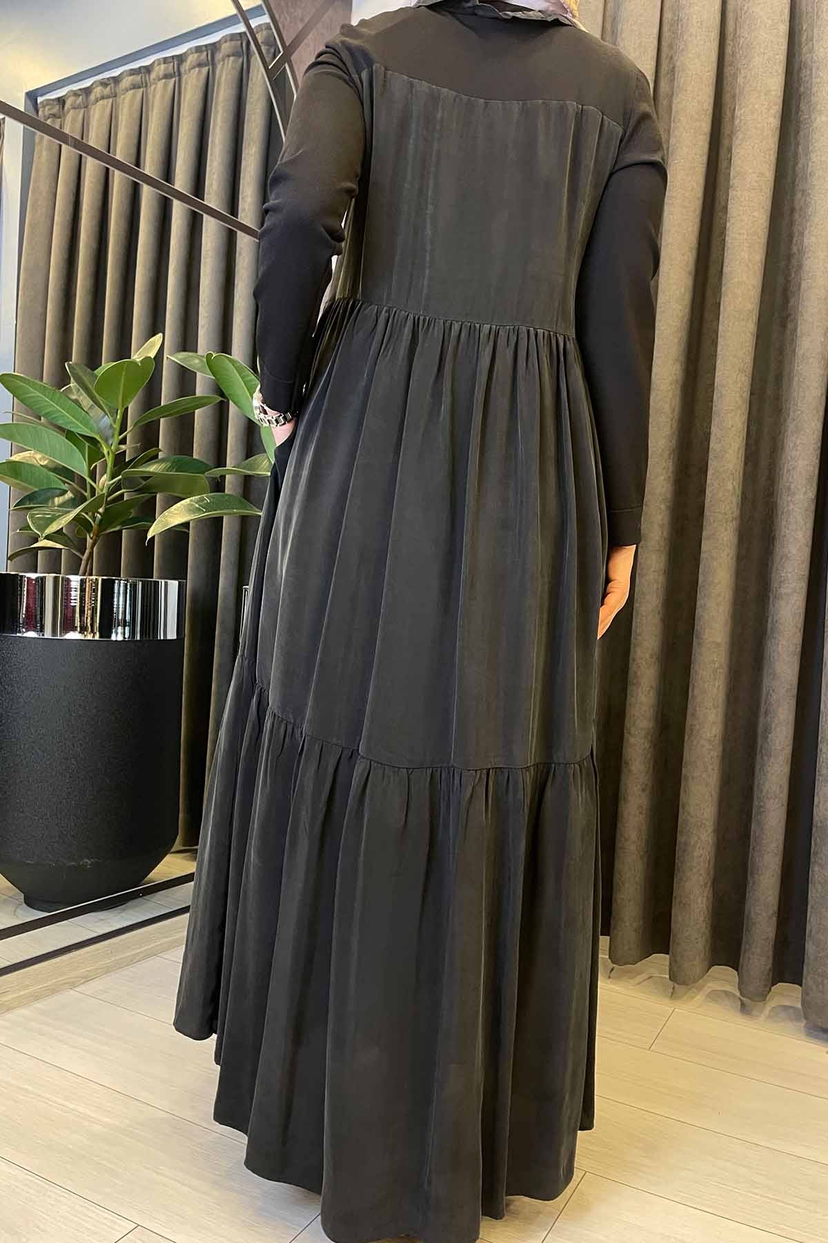 ASTARLI KUPRA TRİKO DÜĞMELİ ELBİSE