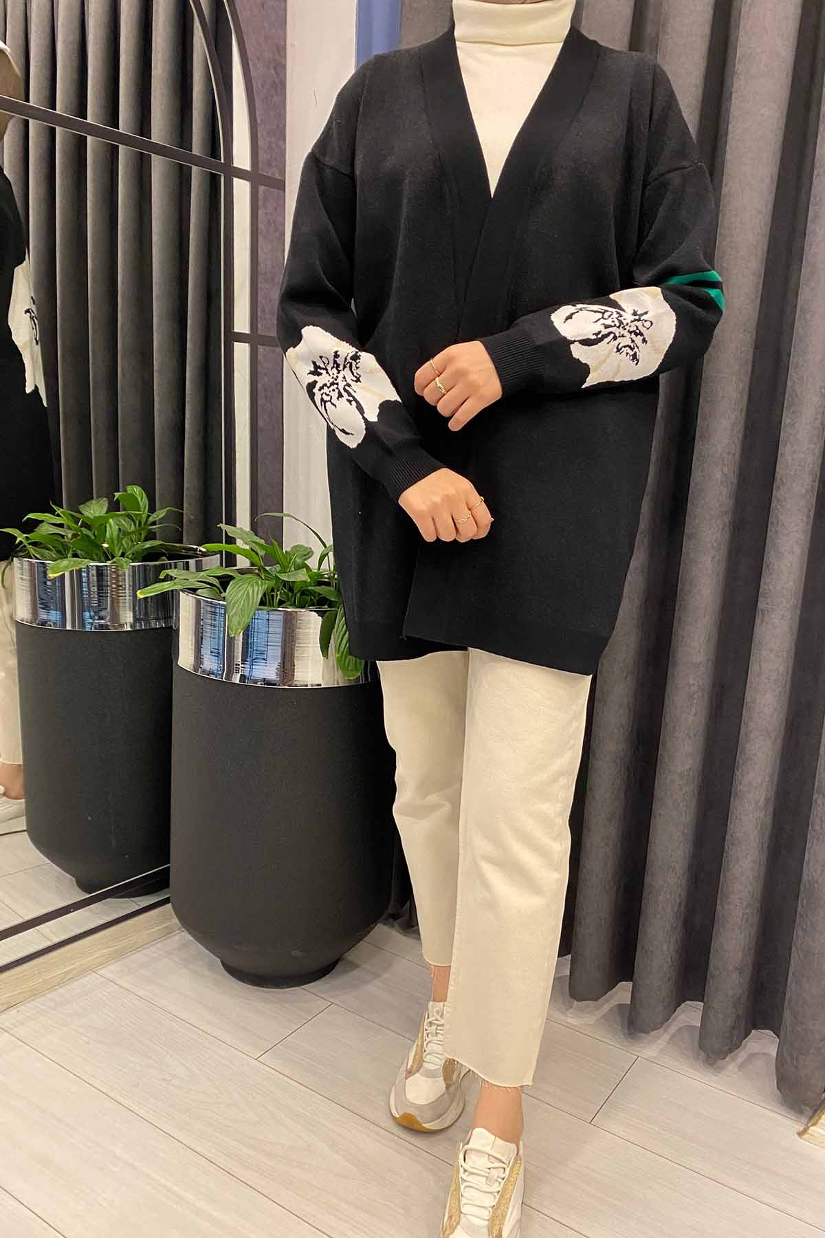 DESENLİ ANGORA HIRKA