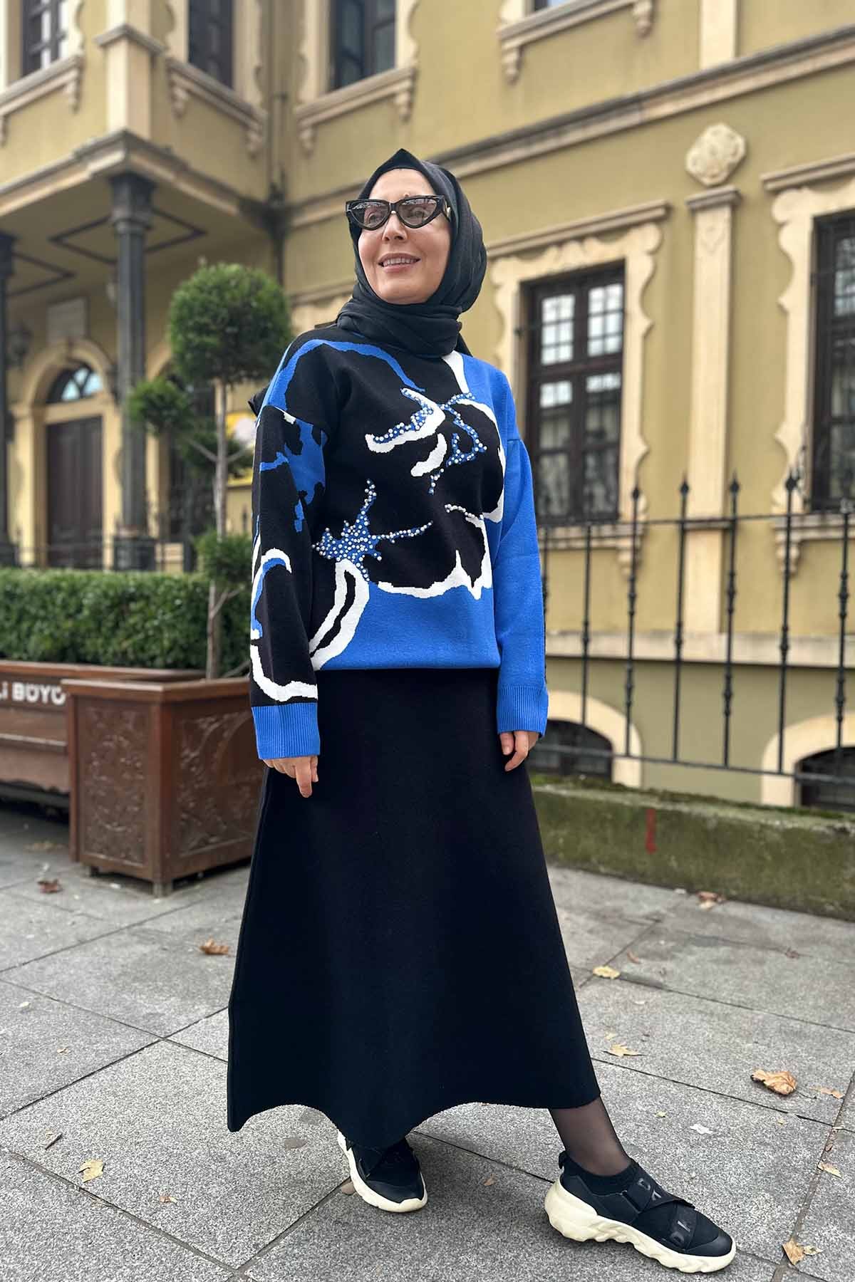 ÇİÇEK DESENLİ KAZAK