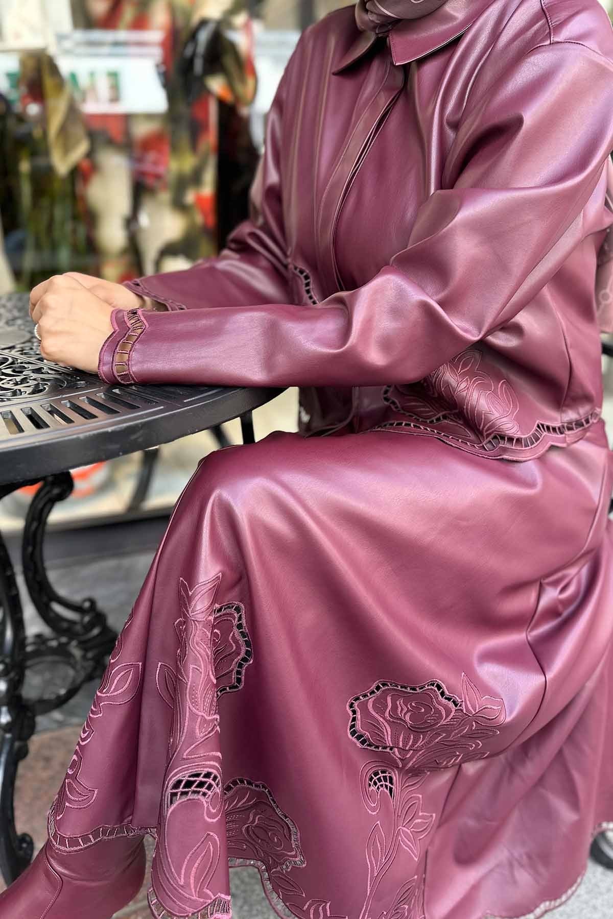 NAKIŞ DETAYLI KISA DERİ GÖMLEK