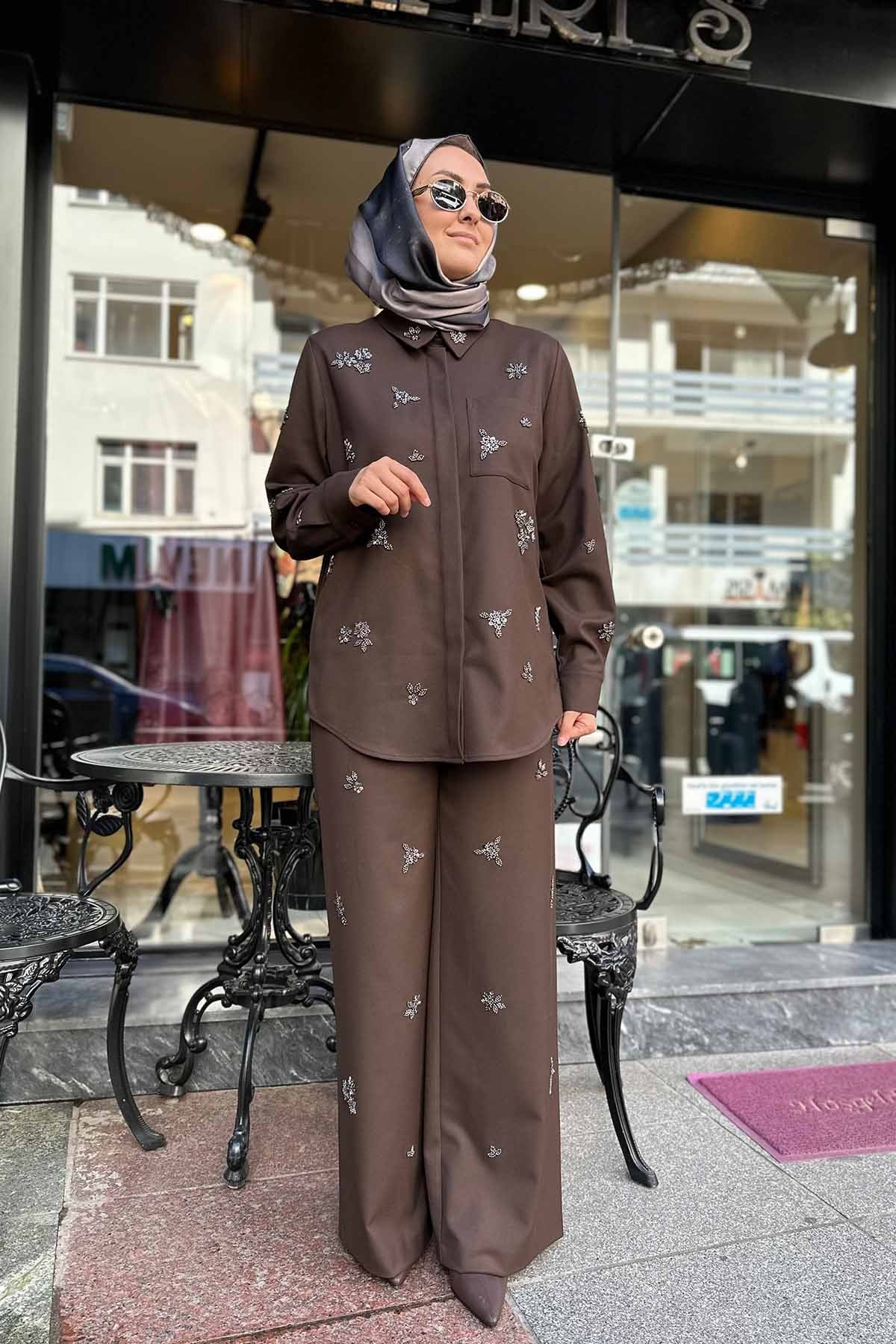 TAŞ DETAYLI GÖMLEK