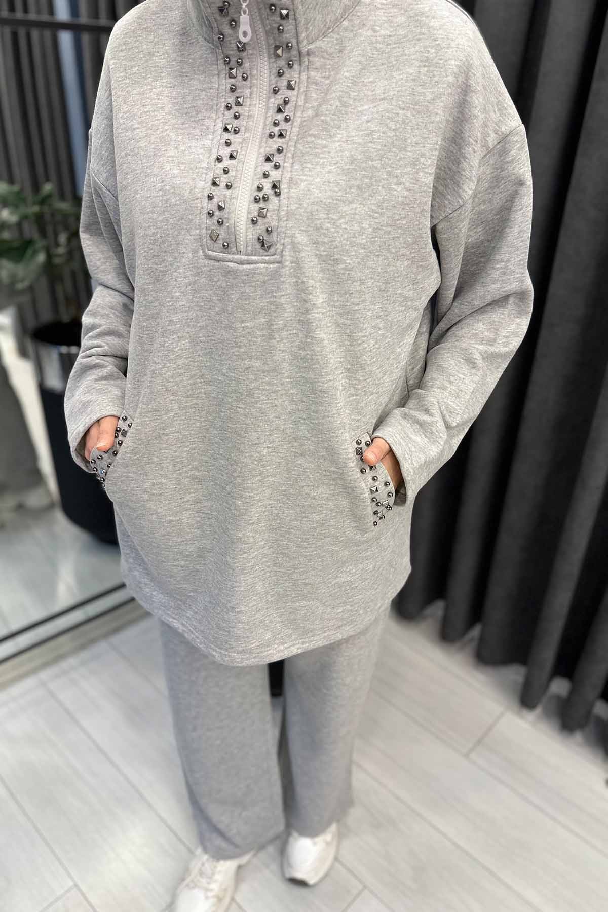 PAT TAŞLI SWEAT