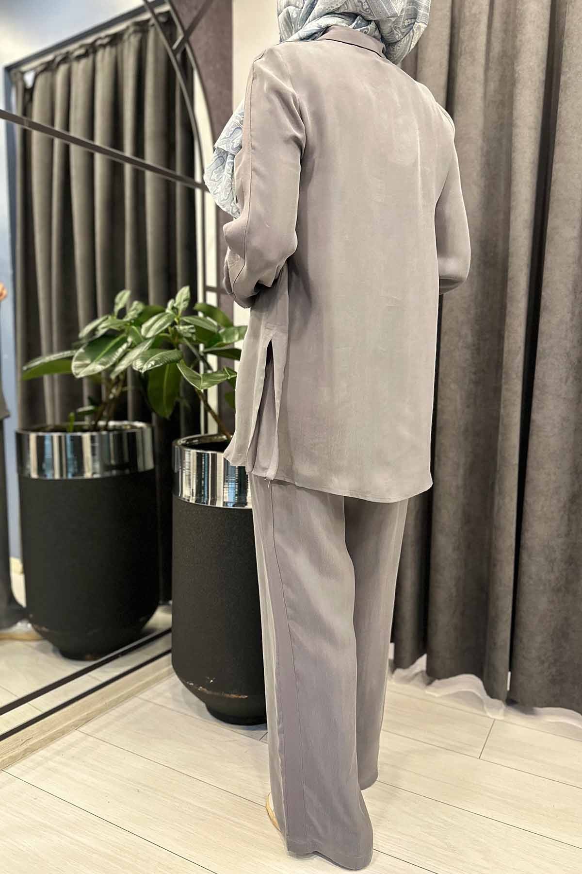 DİK YAKA FERMUARLI UZUN KOLLU TUNİK