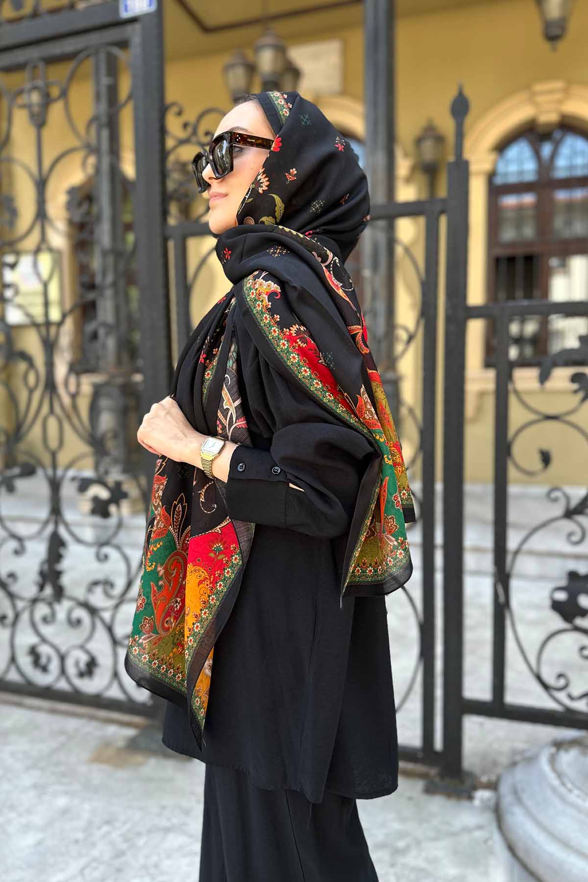BLACK FLORAL ŞAL