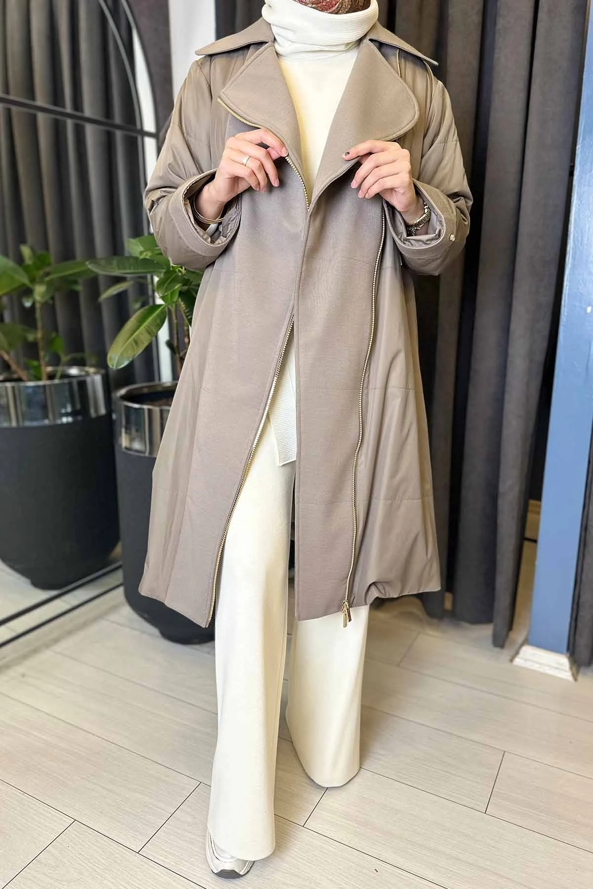 TRİKO DETAYLI HAFİF KABAN