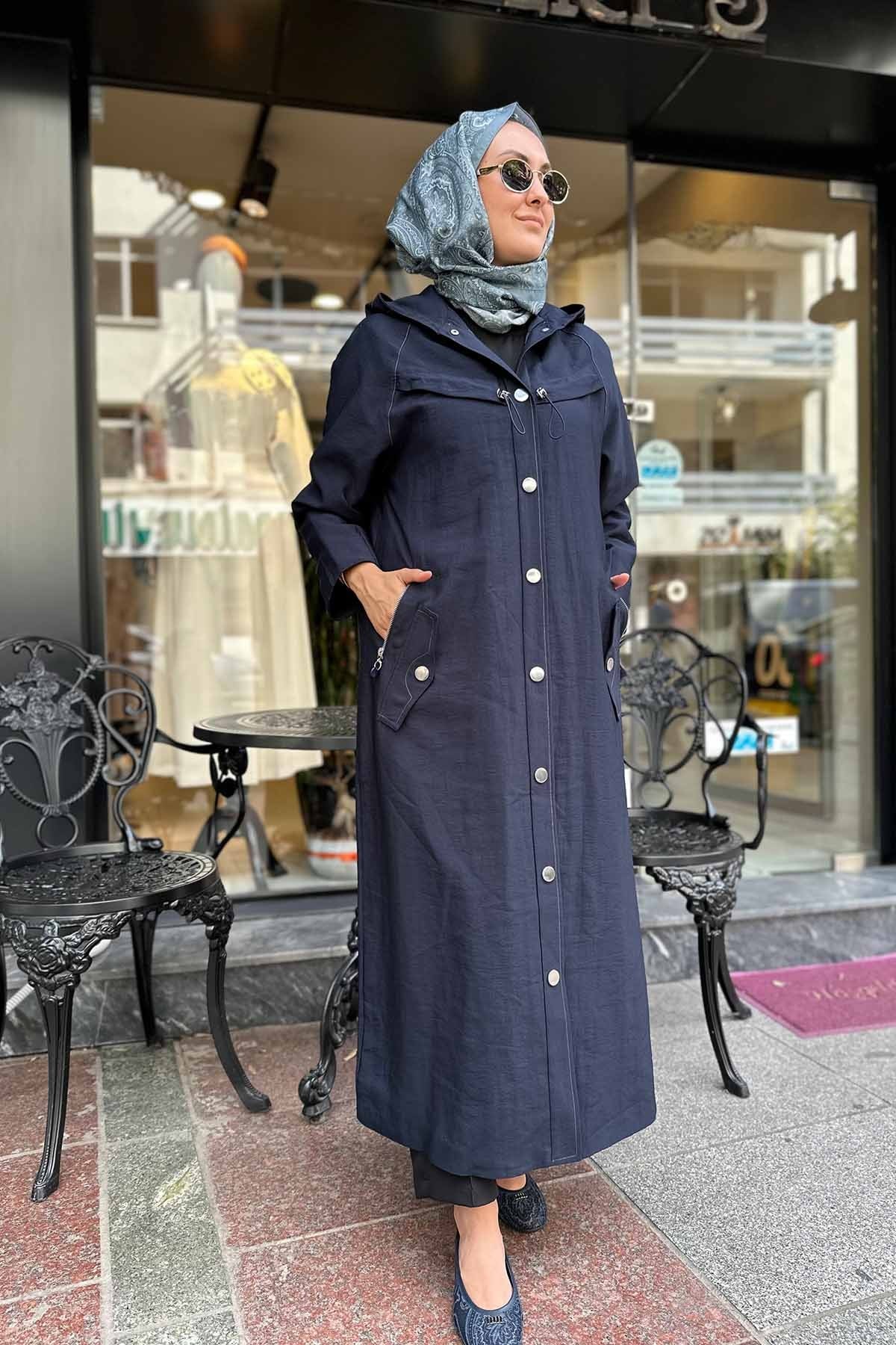 KAPÜŞONLU ZİG ZAG DİKİŞLİ TRENÇKOT