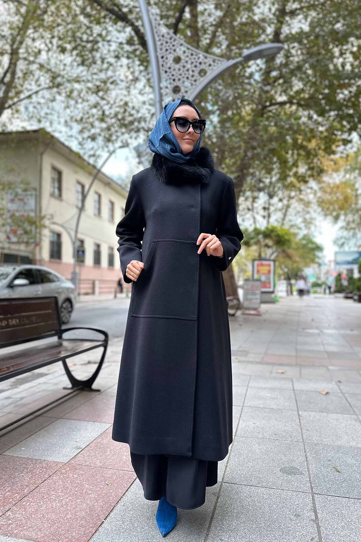 BÜYÜK CEPLİ MANTO