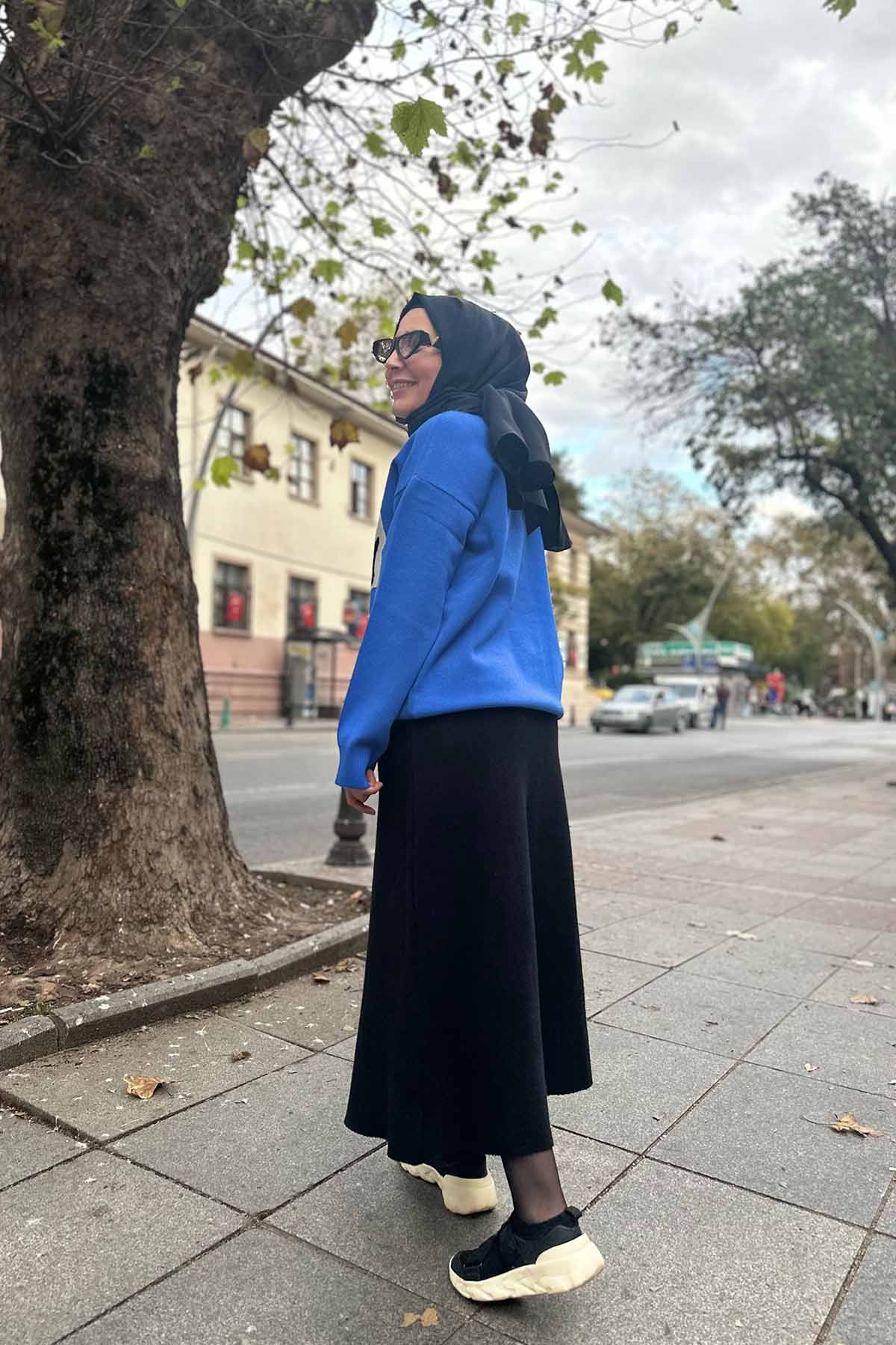 ÇİÇEK DESENLİ KAZAK