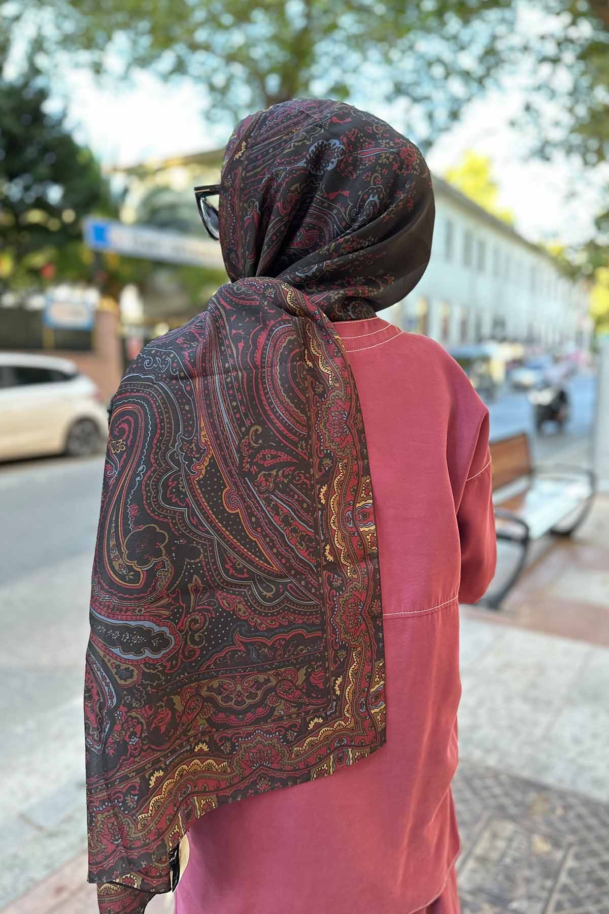 BLACK ROSİE ŞAL