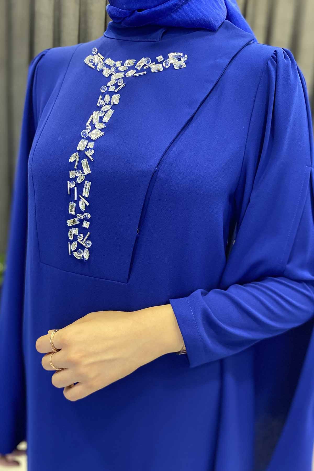 TAŞLI ELBİSE