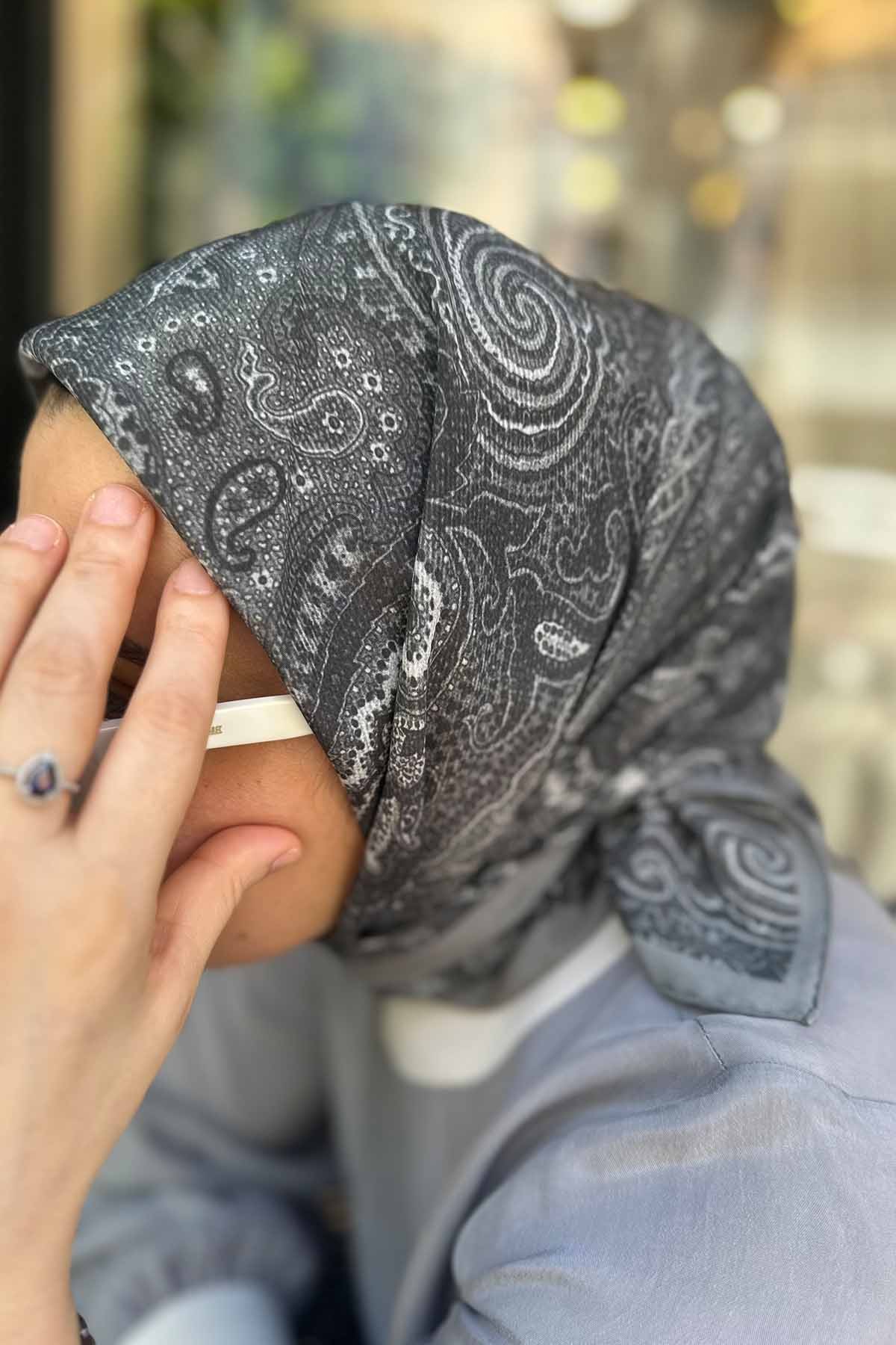 GRAY ALBA SCARF