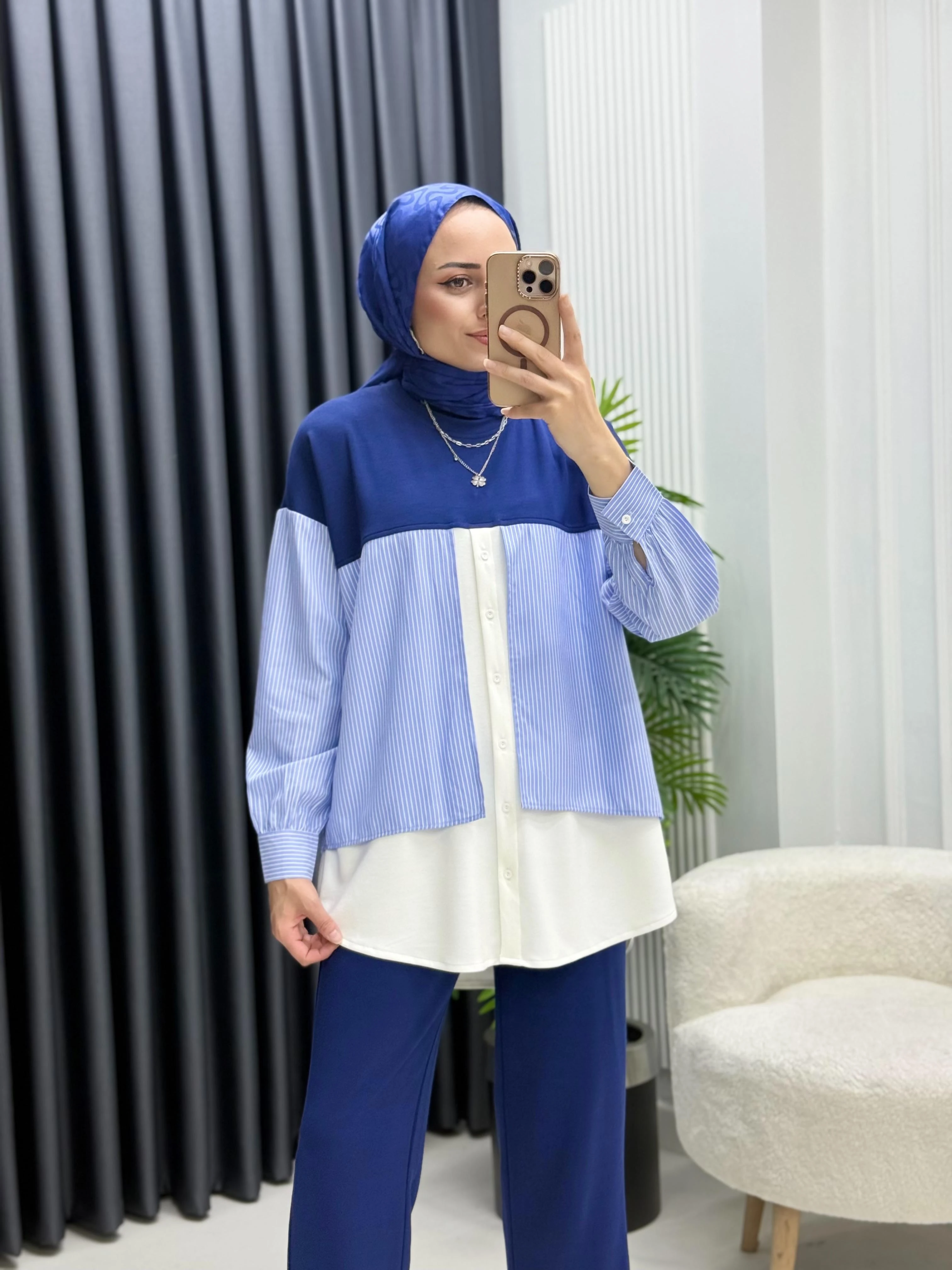 Çift Garni Detaylı Takım