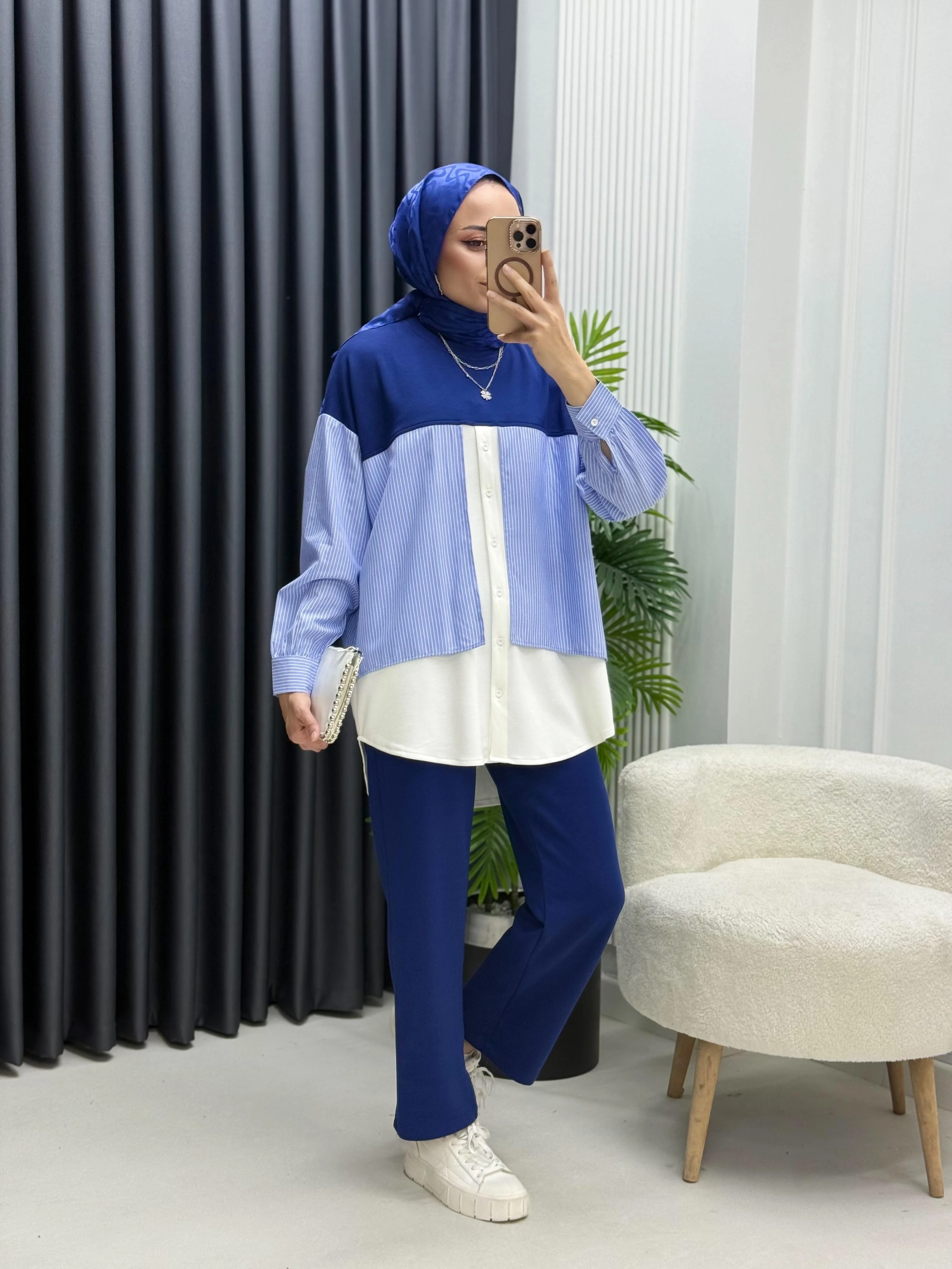 Çift Garni Detaylı Takım