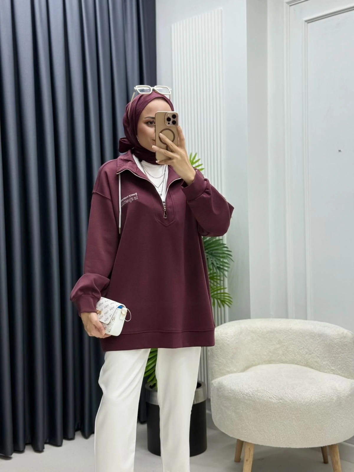 Kontrast Nakış Ve Kordon Detaylı Sweatshirt