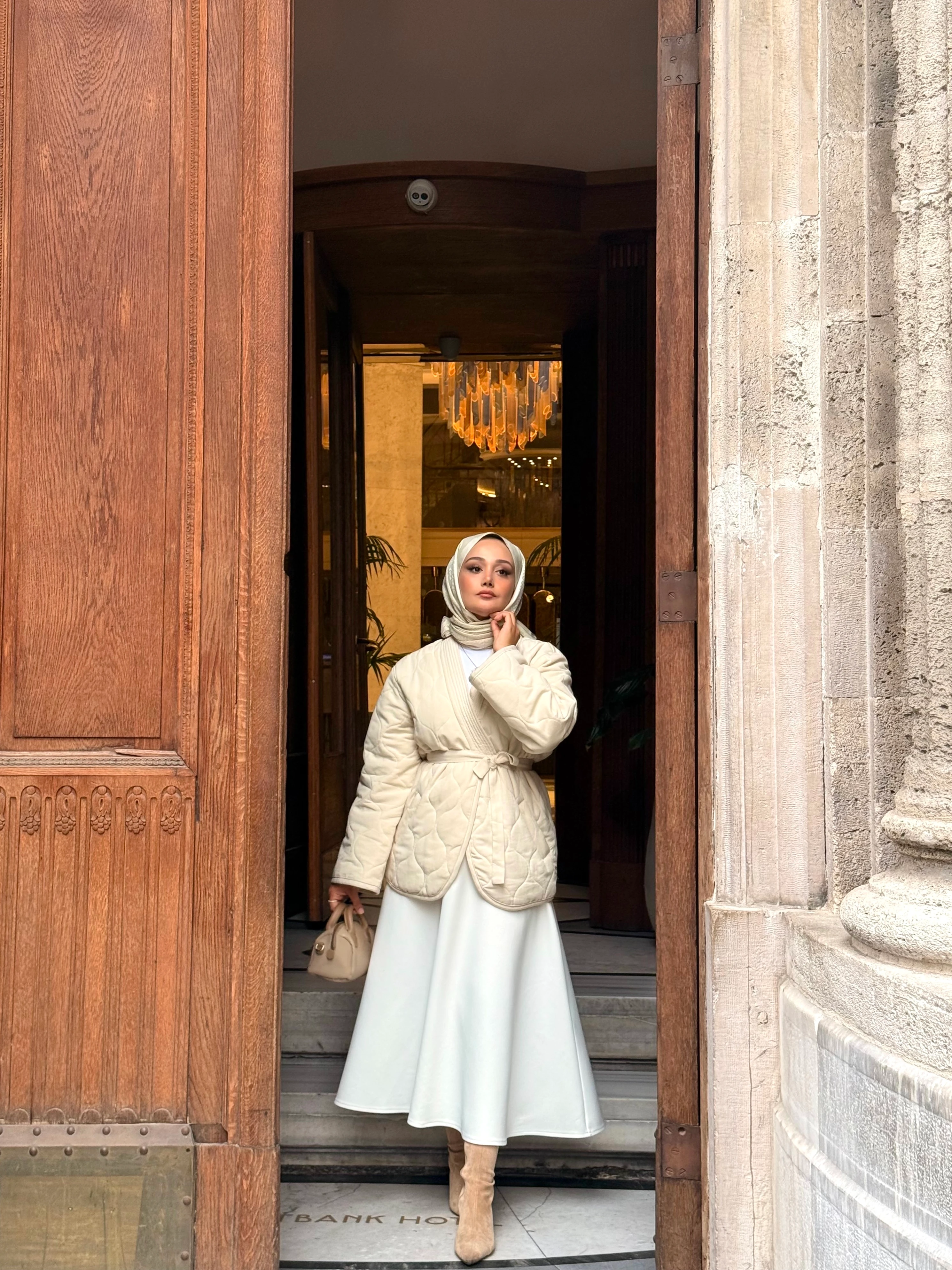 Mevsimlik Kapitone Ceket 