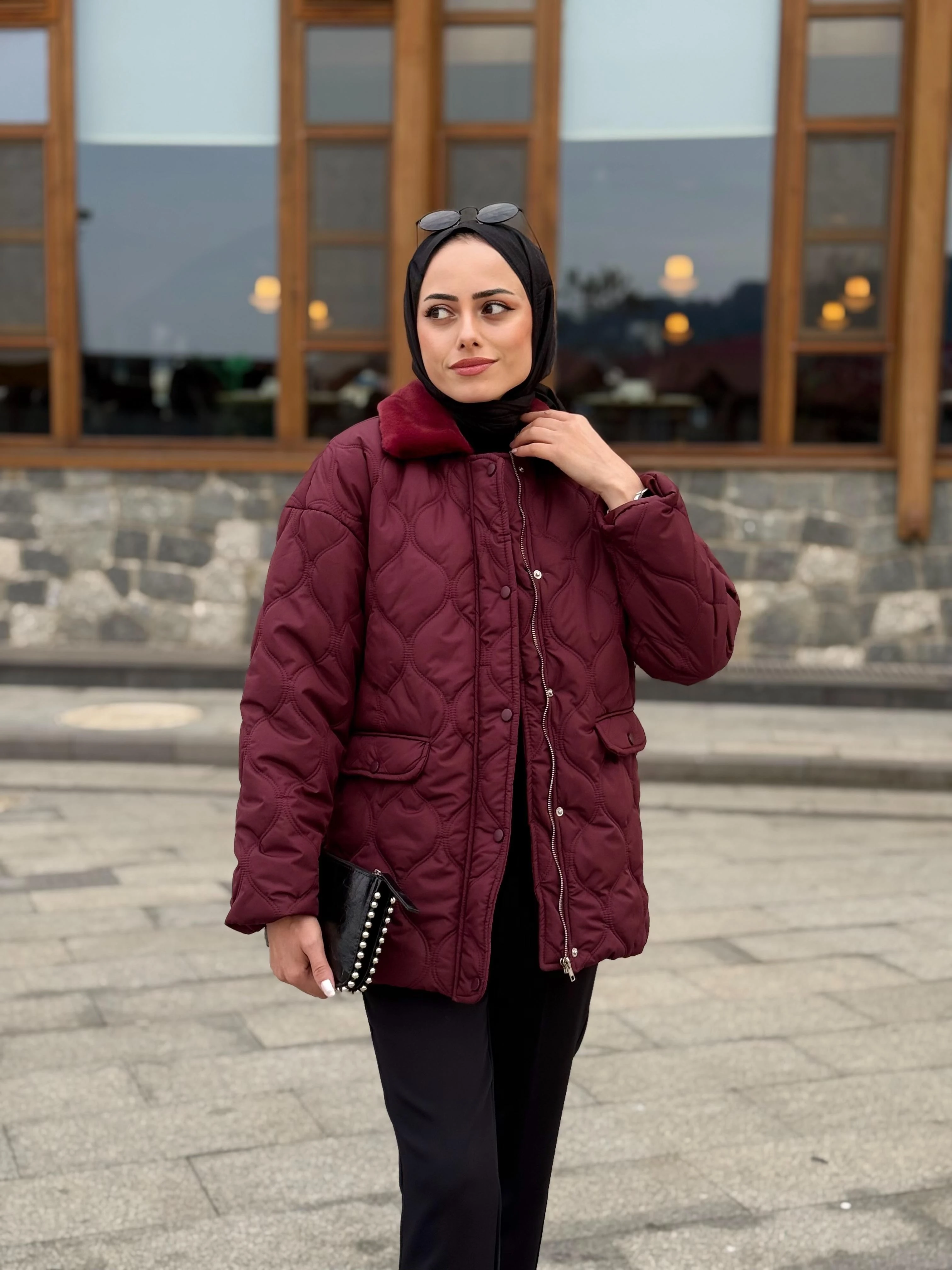 YAKASI KÜRKLÜ ŞİŞME MONT