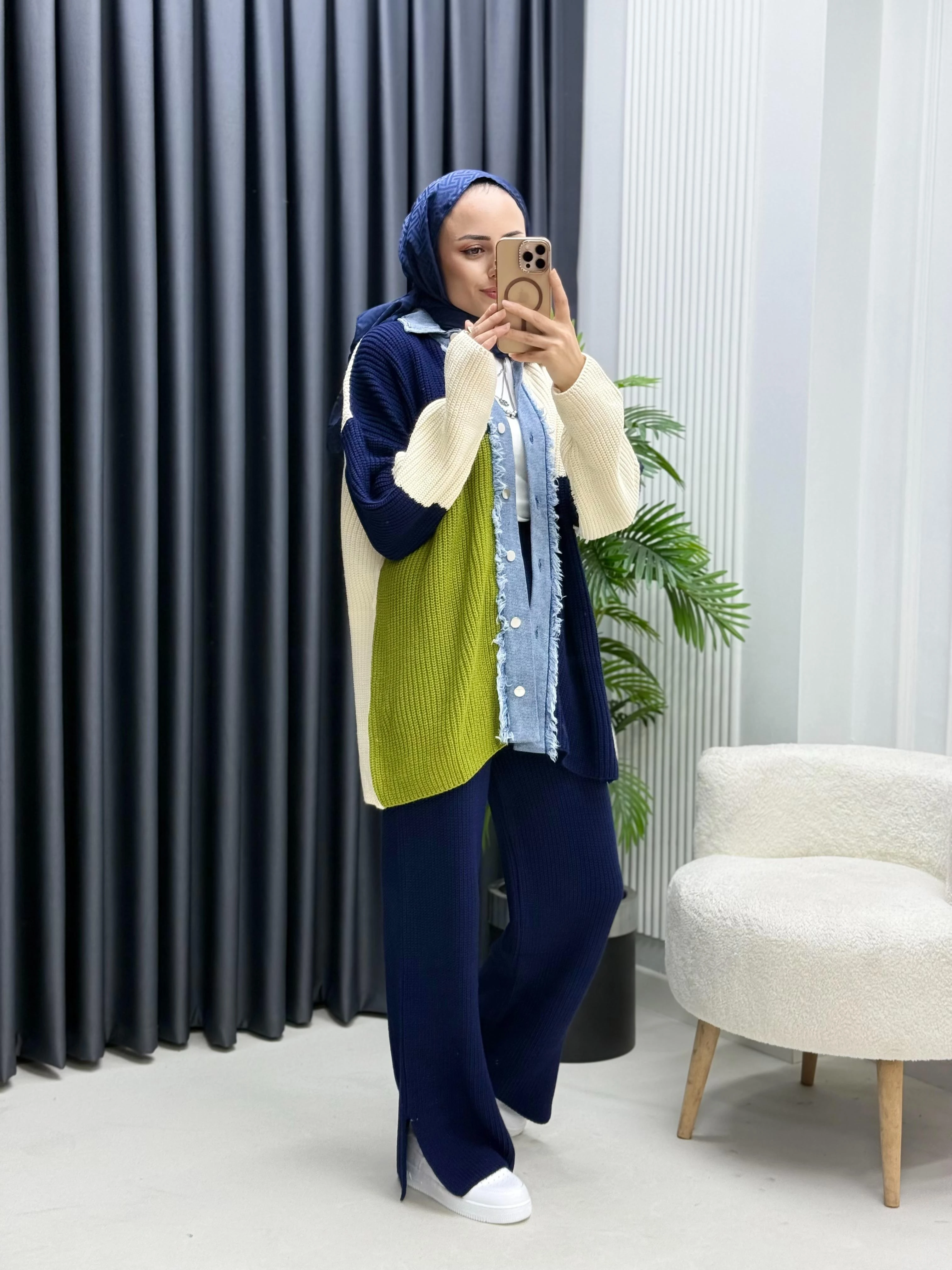 Olivia Kot Detaylı Takım