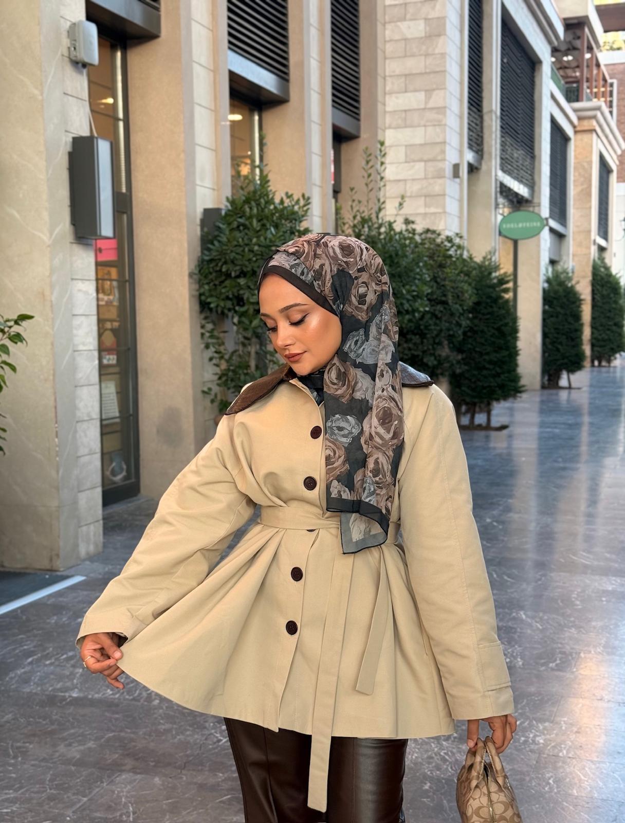 Yaka Deri Detay Premium Trenç