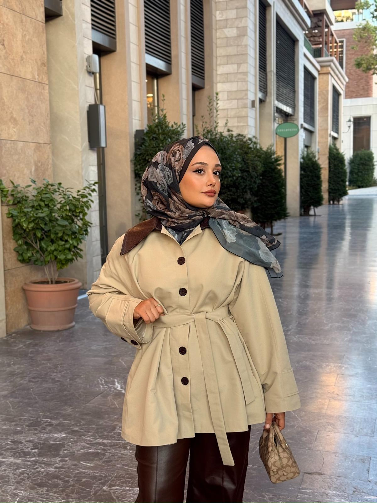 Yaka Deri Detay Premium Trenç