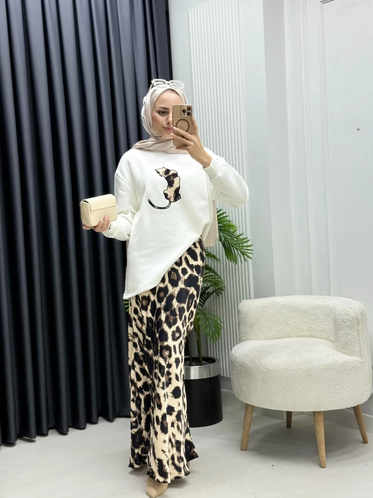 Leopar Desenli Etekli Takım