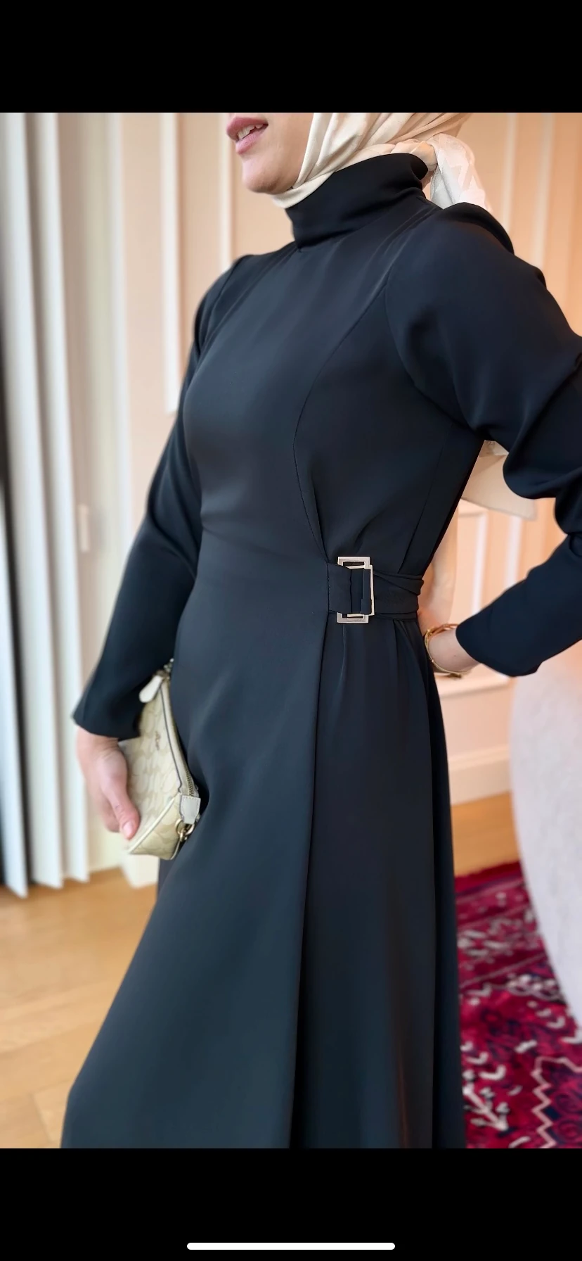 Soiree -Siyah Tokalı Elbise