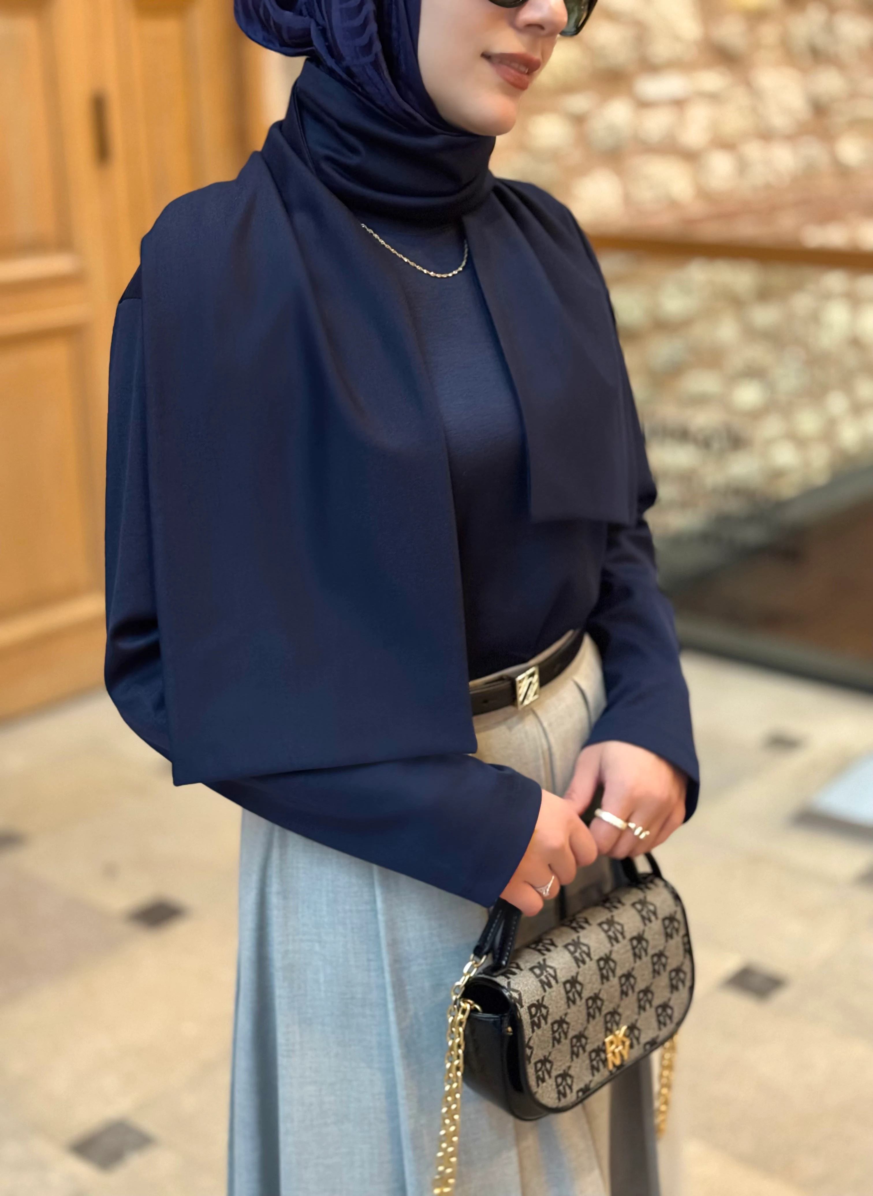 Derin - Seyyar Atkılı Lacivert Bluz