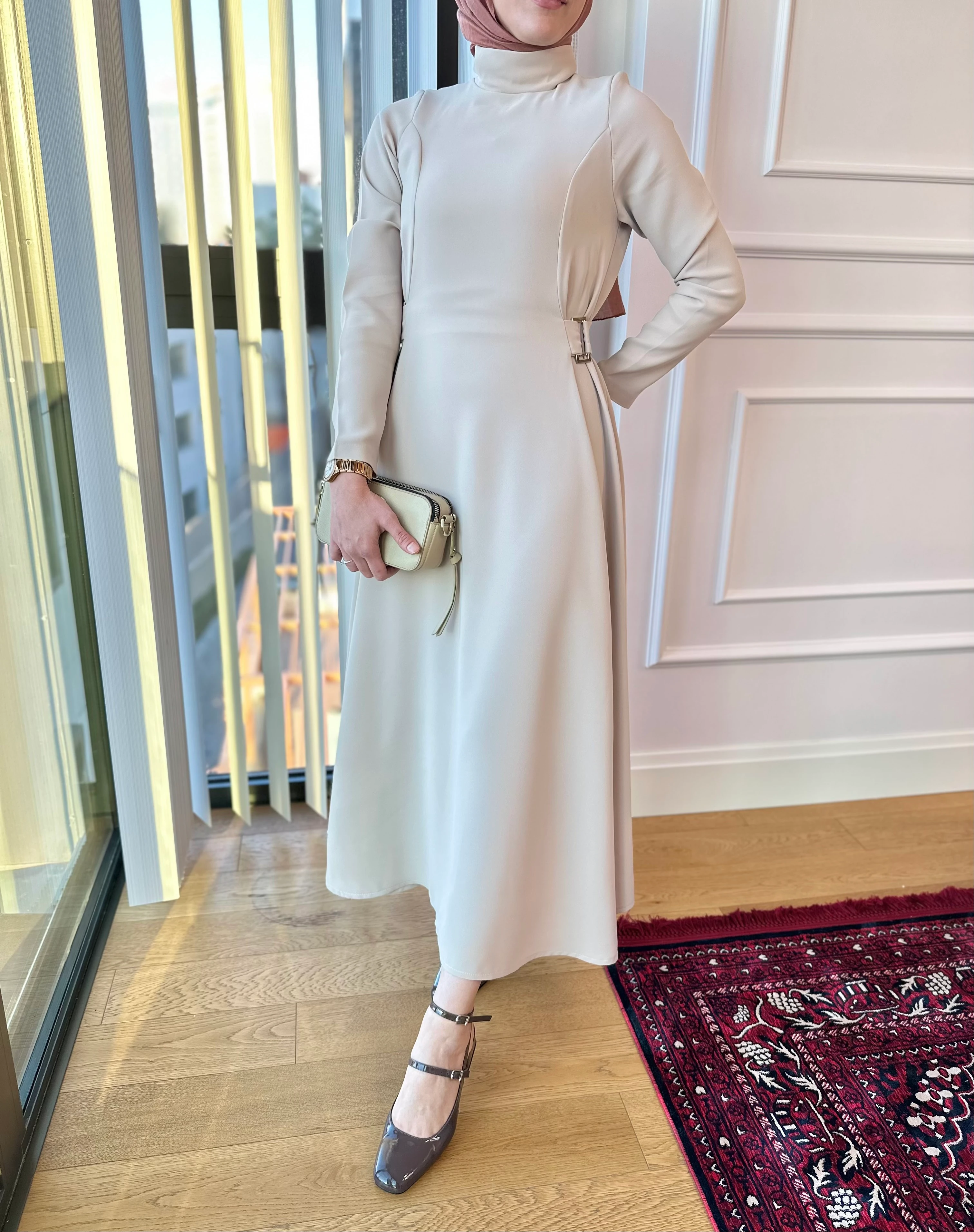 Soiree -Krem Tokalı Elbise