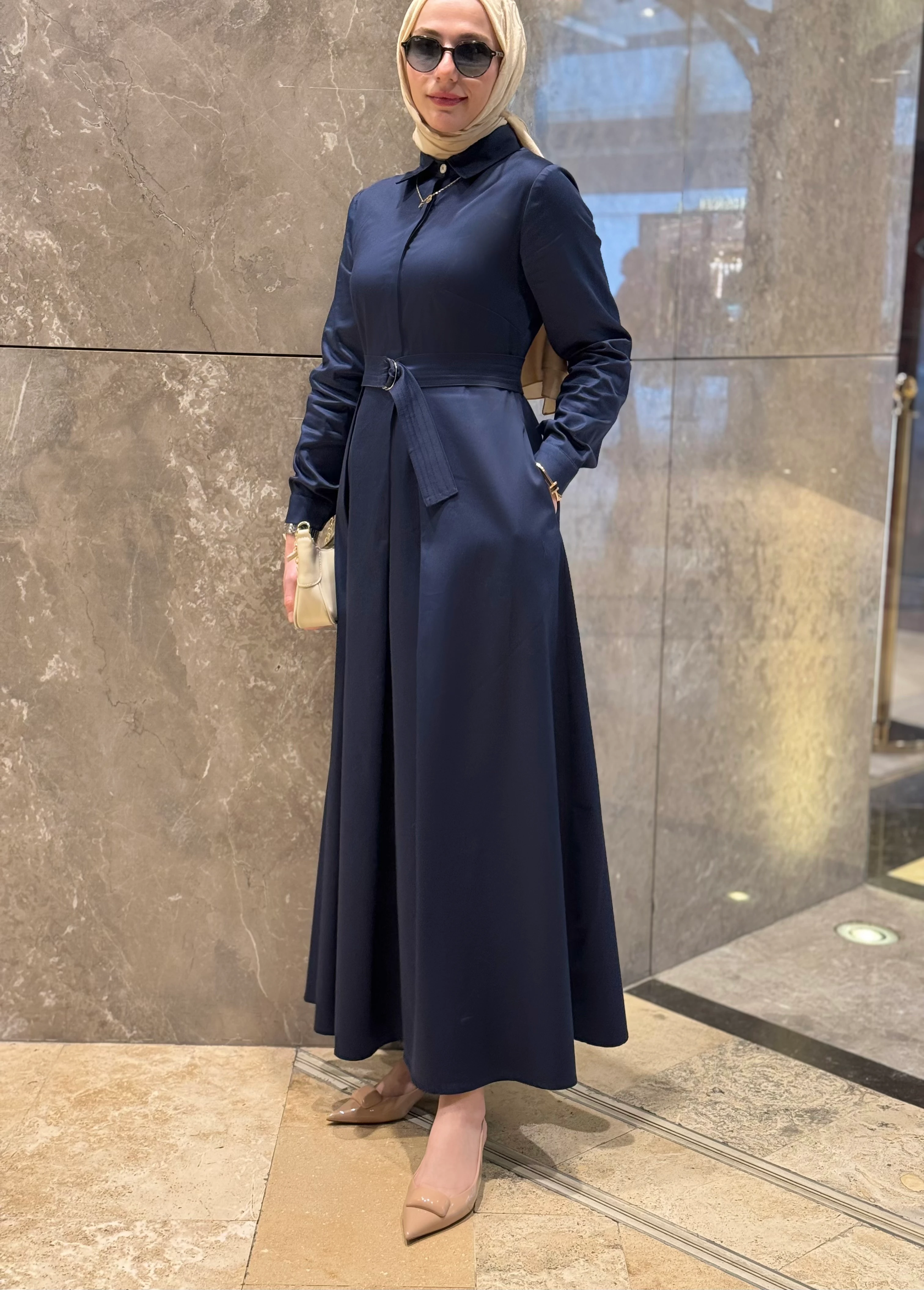 Charme – Lacivert Cepli Elbise